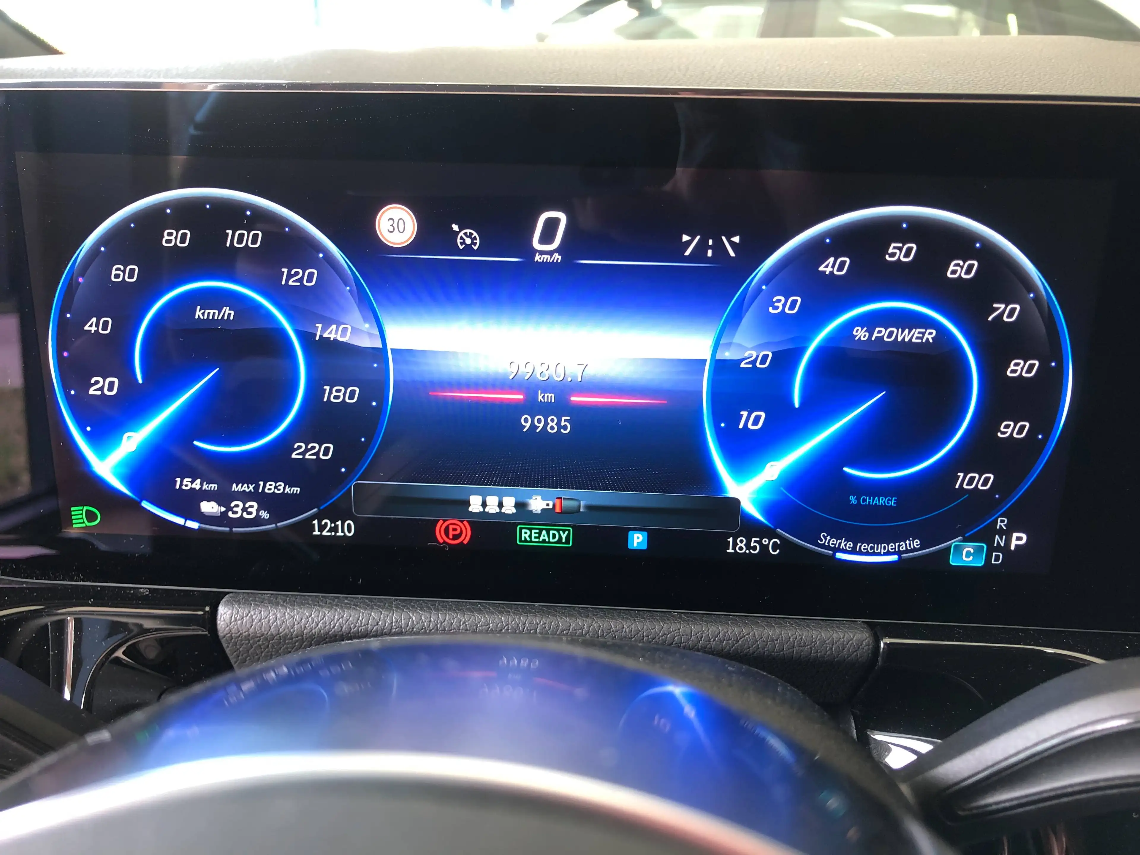 Mercedes-Benz EQA 250 EQA 250+ 70,5 kW accu, Business Line, Sfeerverlichting, Winter pack, Camera, Carplay — photo 11