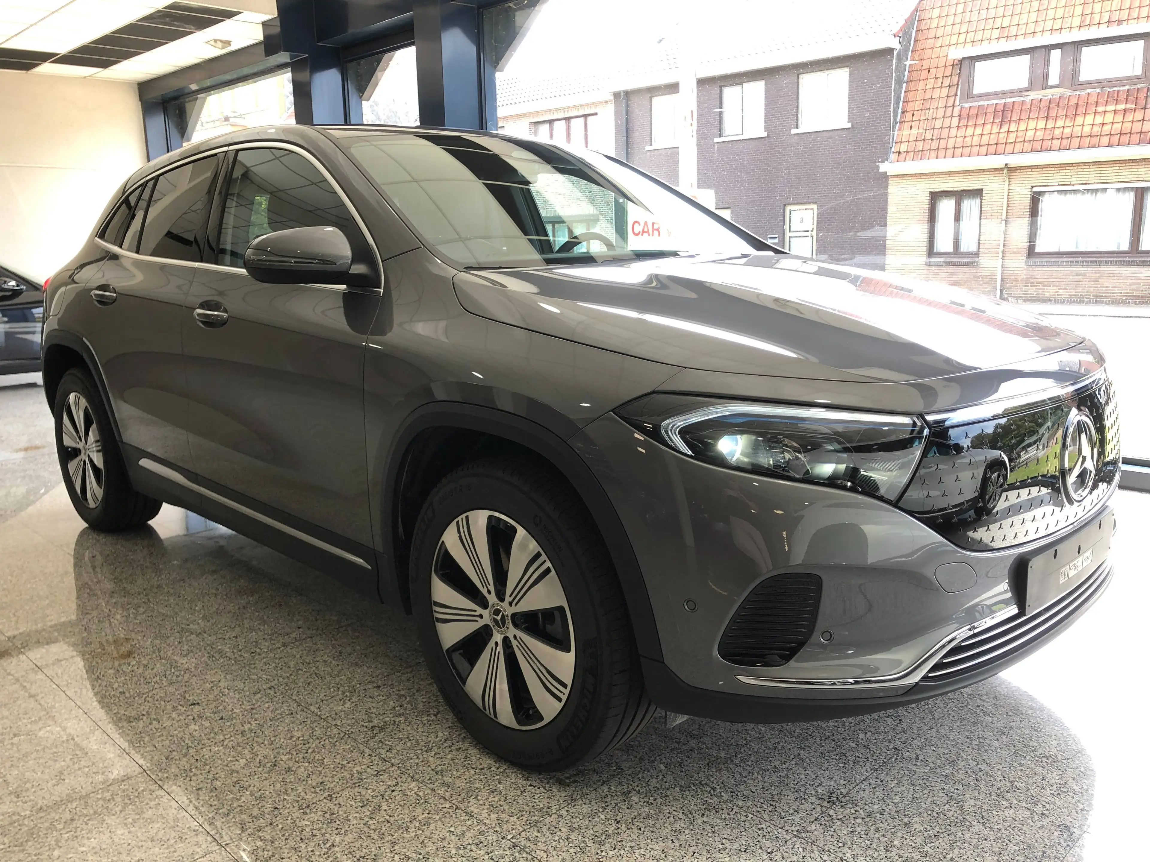 Mercedes-Benz EQA 250 EQA 250+ 70,5 kW accu, Business Line, Sfeerverlichting, Winter pack, Camera, Carplay