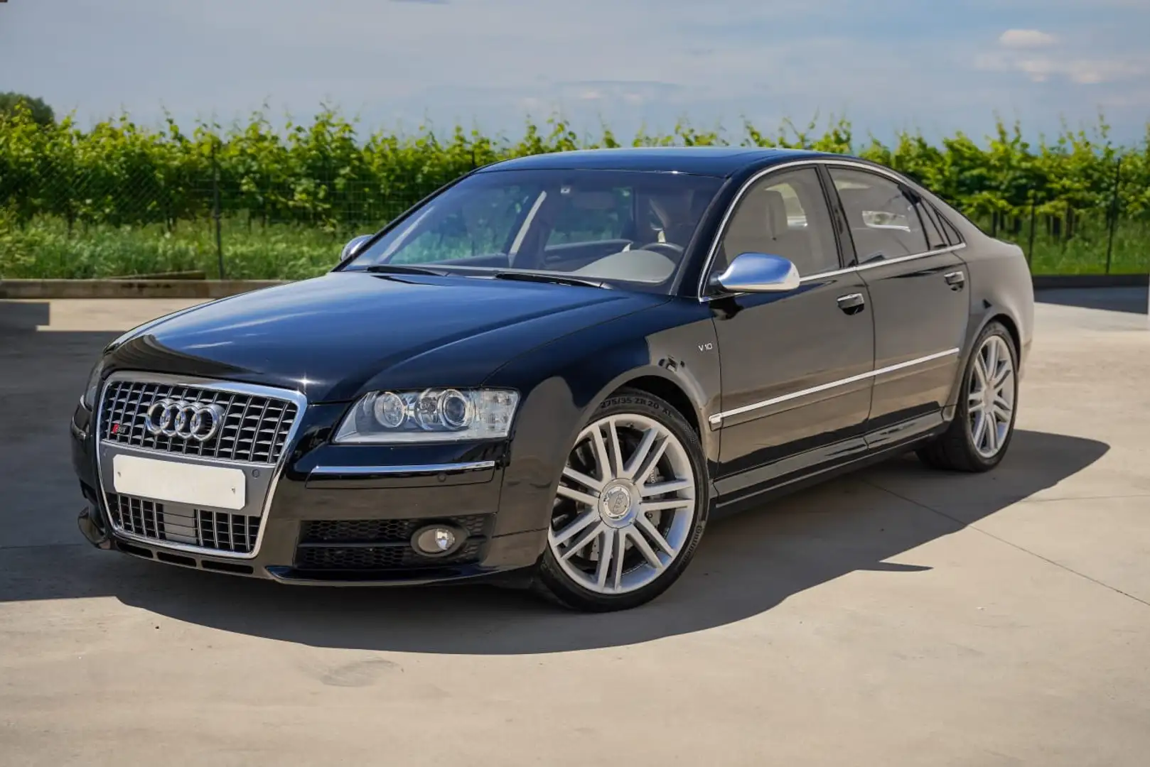 Audi S8 5.2 V10 quattro tiptronic - 1
