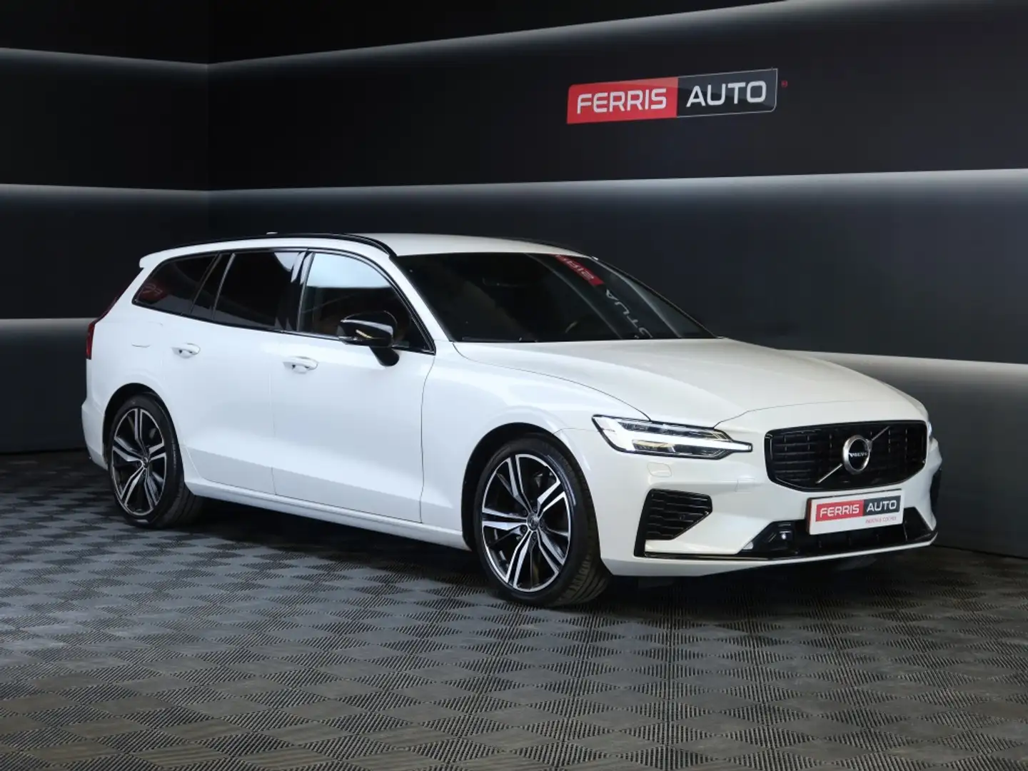 Volvo V60 T8 Twin Recharge R-Design AWD Blanco - 1