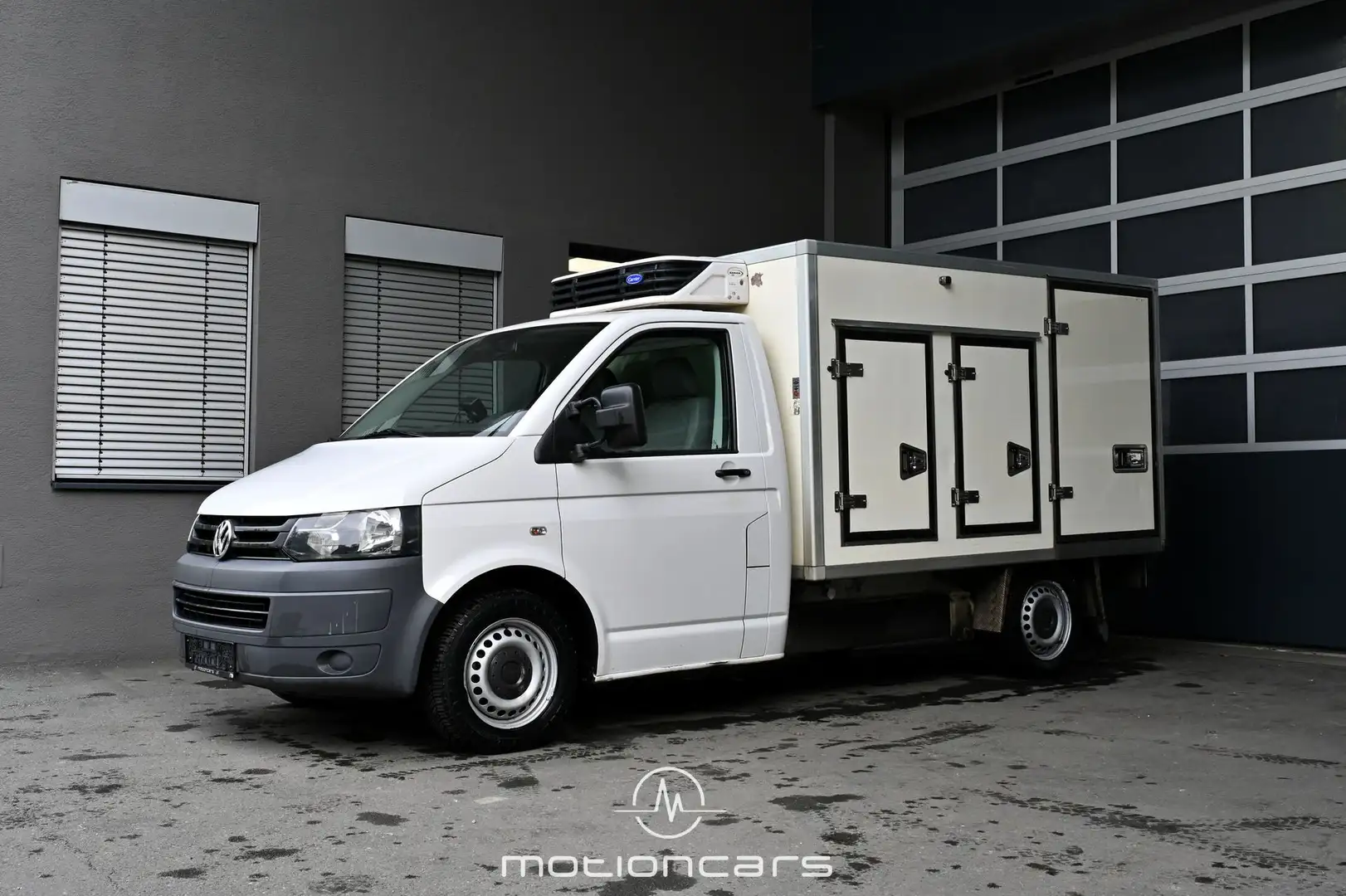 Volkswagen T5 2.0 TDI Tiefpritsche Kühlwagen lang Pickerl NEU Білий - 1