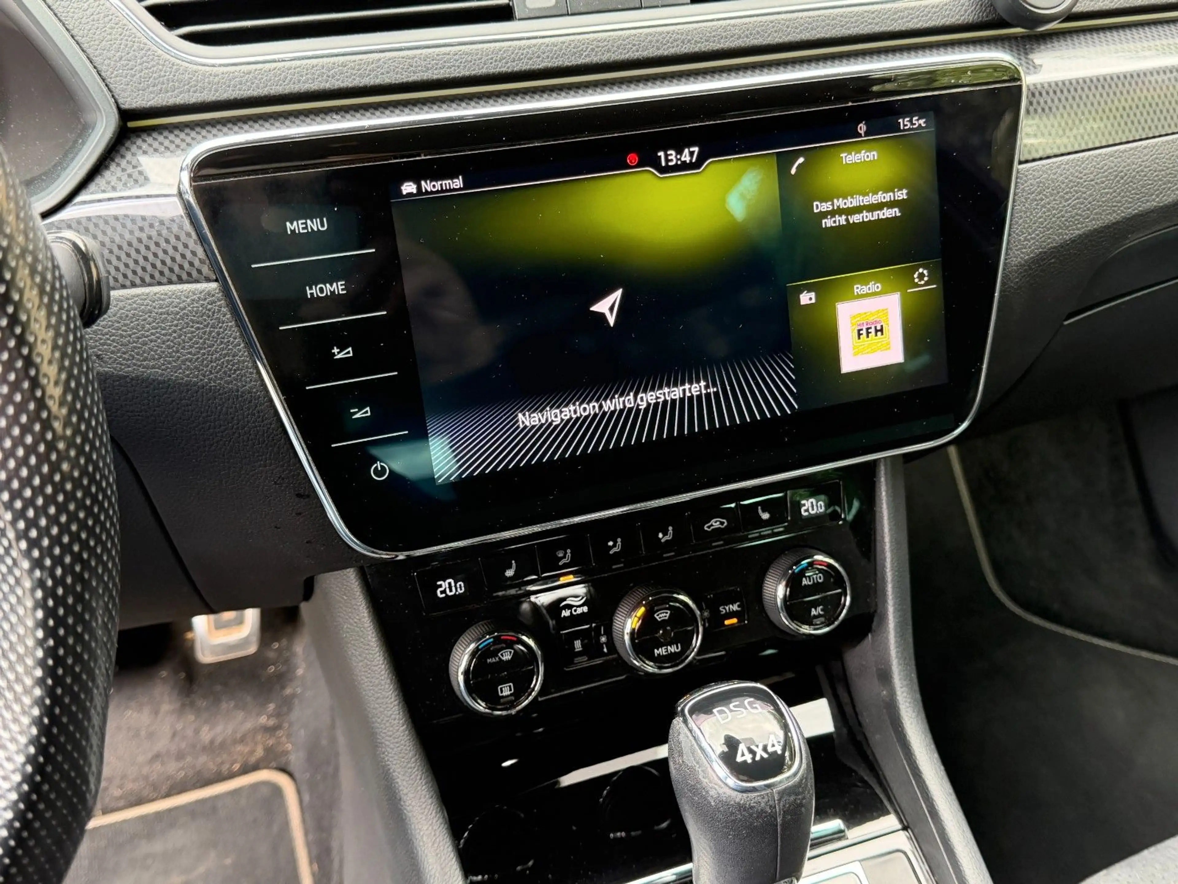 Skoda Superb Combi Sportline 4x4*Automatik*Standheizg* — photo 11