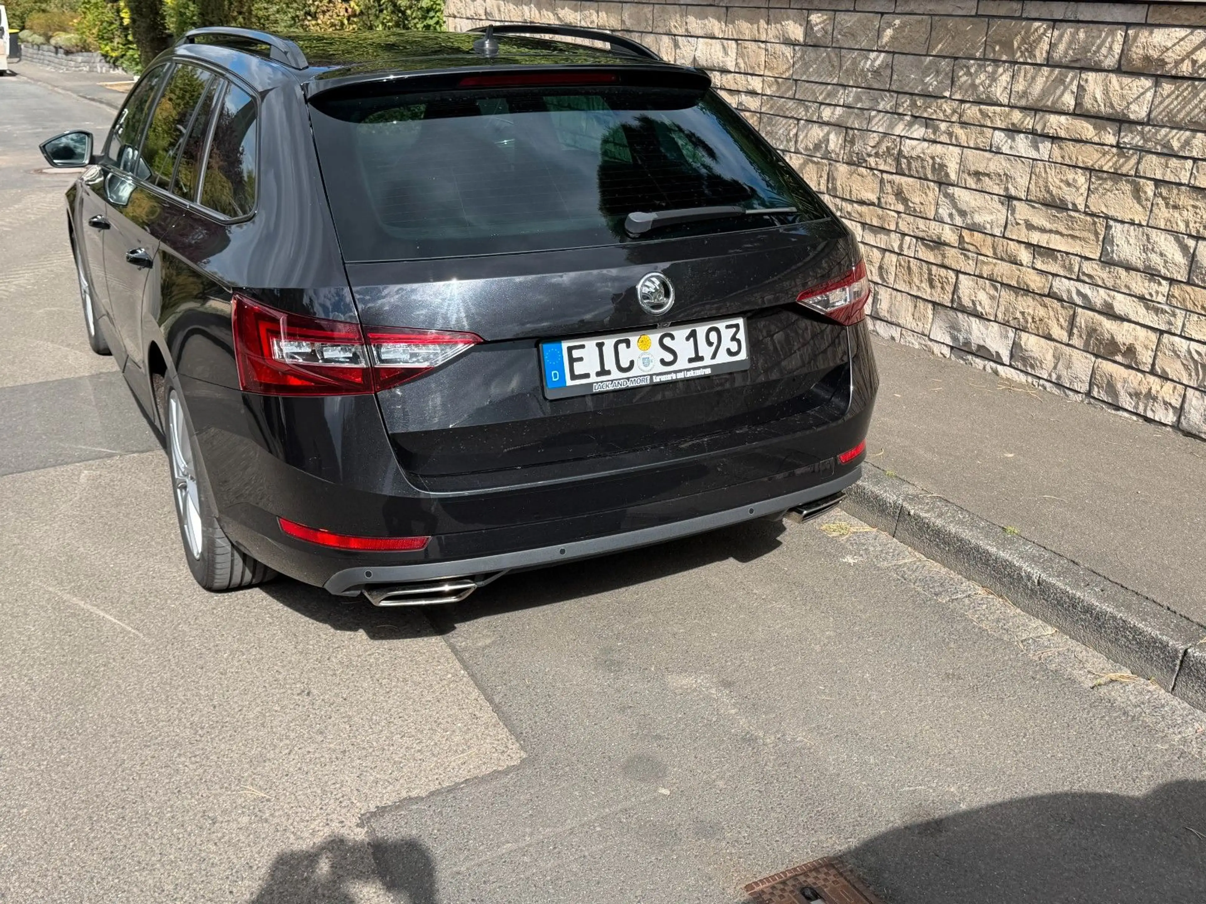 Skoda Superb Combi Sportline 4x4*Automatik*Standheizg* — photo 5
