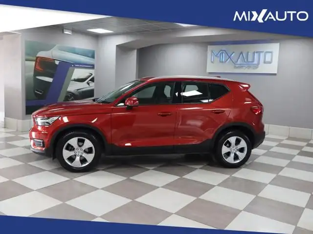 Volvo XC40 view 6