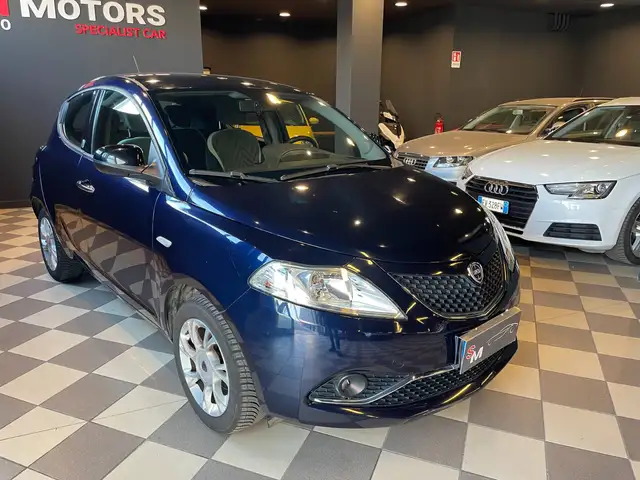 Lancia Ypsilon Ypsilon III 2011 1.2 8v Platinum 69cv E6