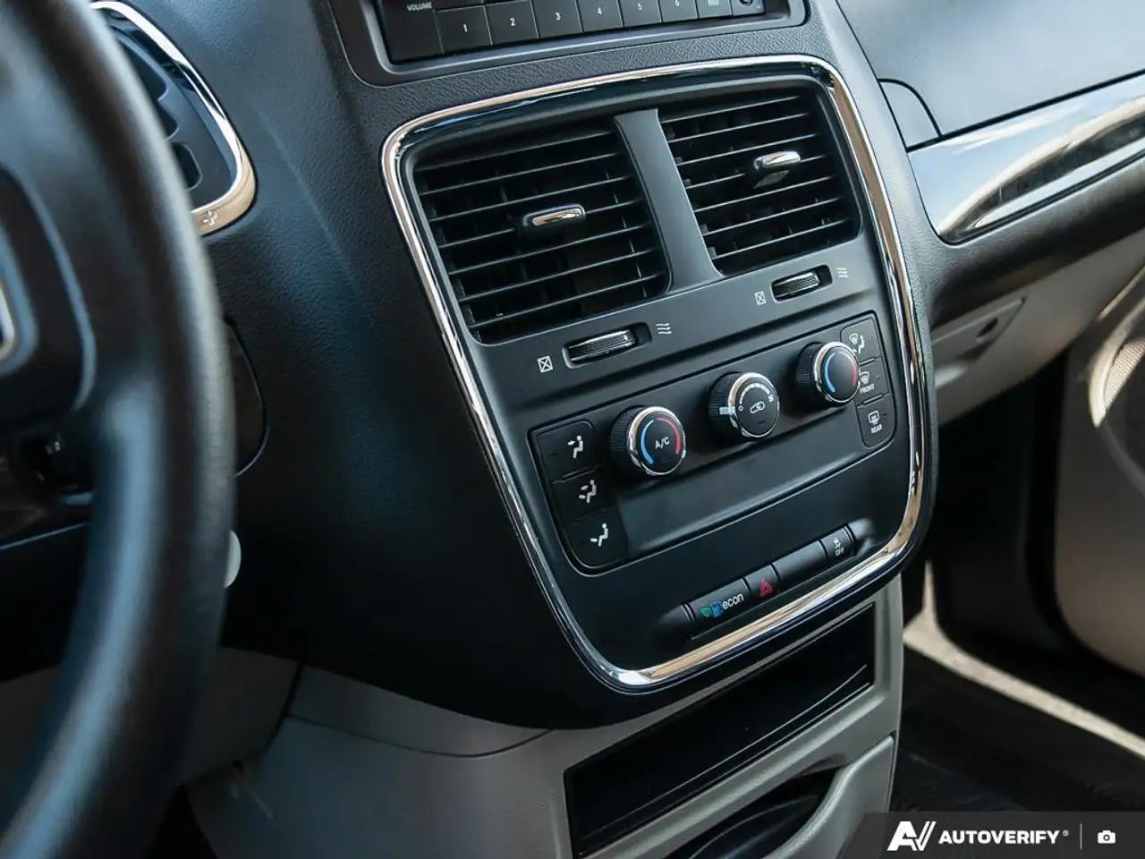 Dodge Grand Caravan fotografie Dodge Grand Caravan
