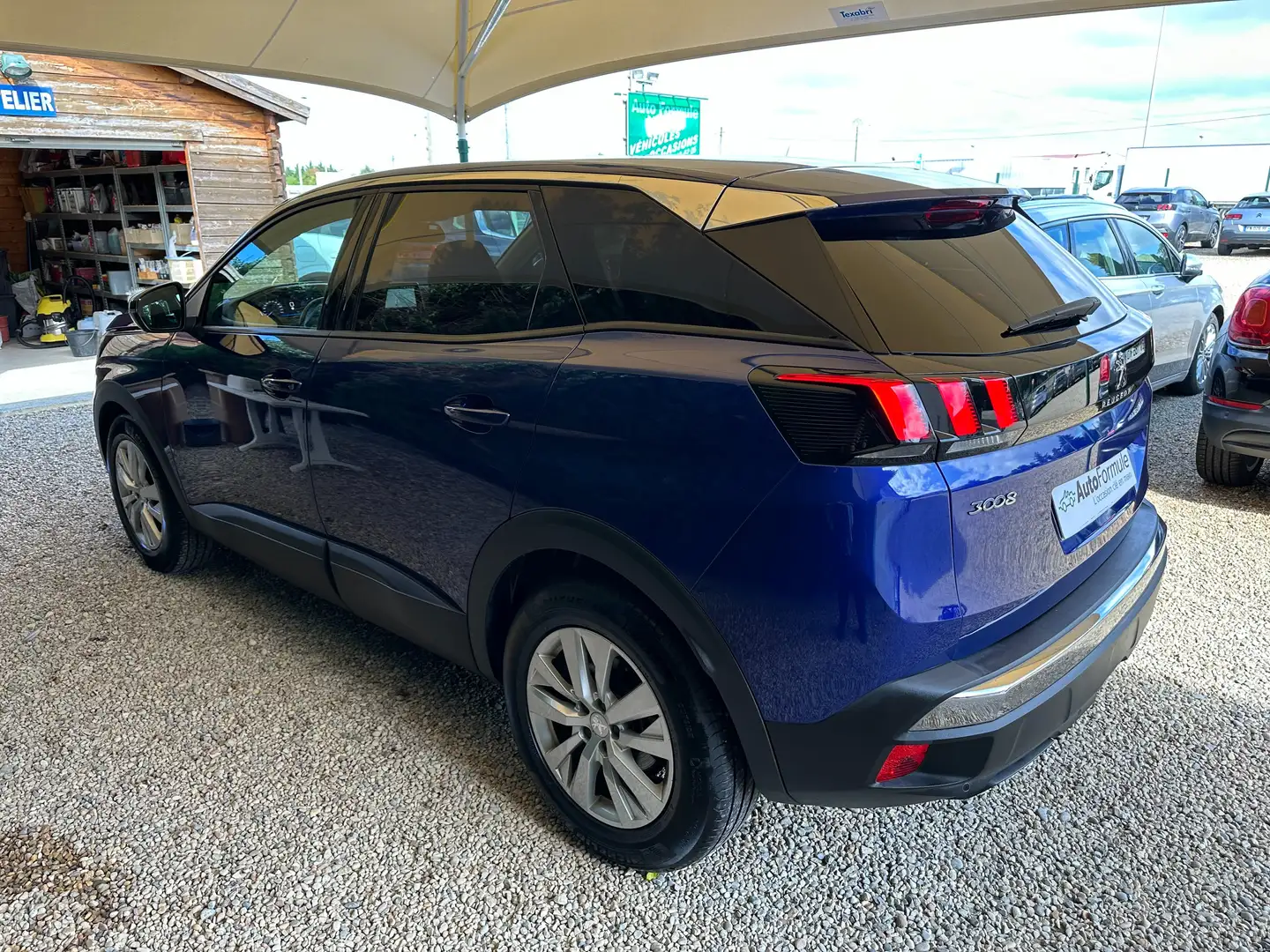 Peugeot 3008 1.5 BlueHDI 130ch Active Business 2020 Bleu - 2