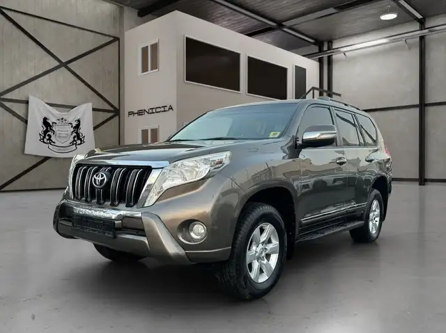 Toyota Land Cruiser Prado VX | V6 4.0L | EXPORT