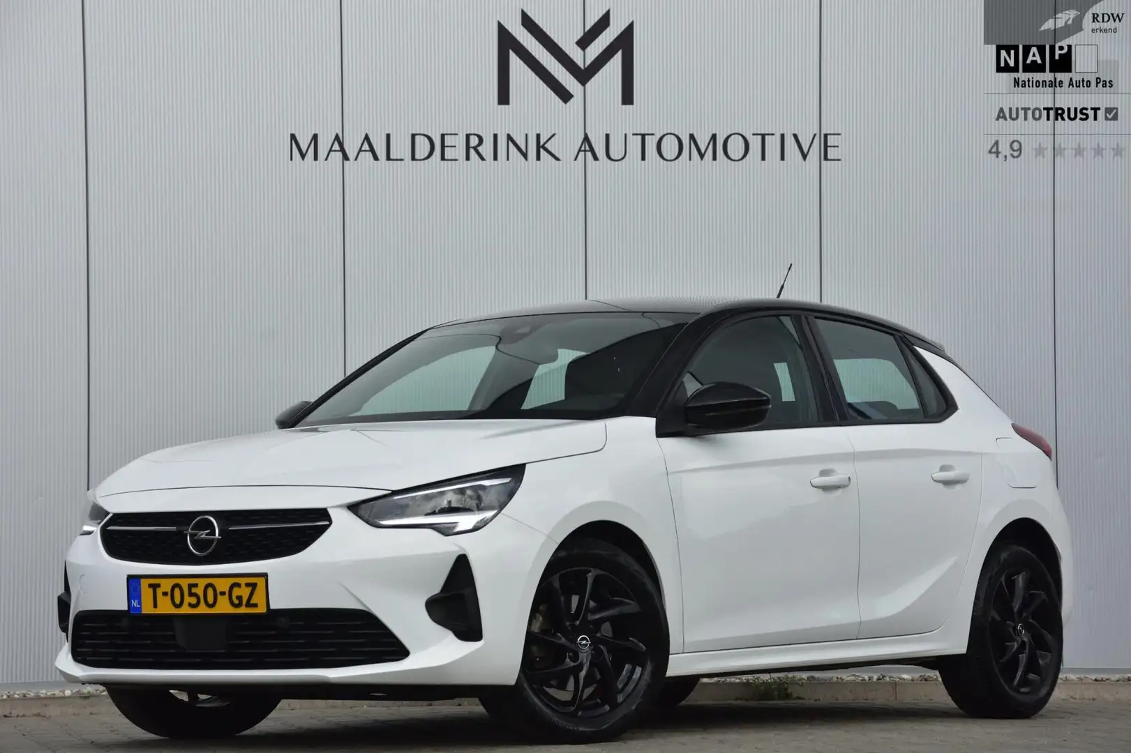 Opel Corsa 1.2 Turbo 100 pk GS Line Navi via App-Connect, Led Wit - 1