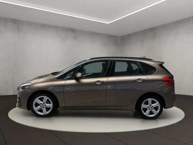 BMW 2er Active Tourer - 218i Luxury Line