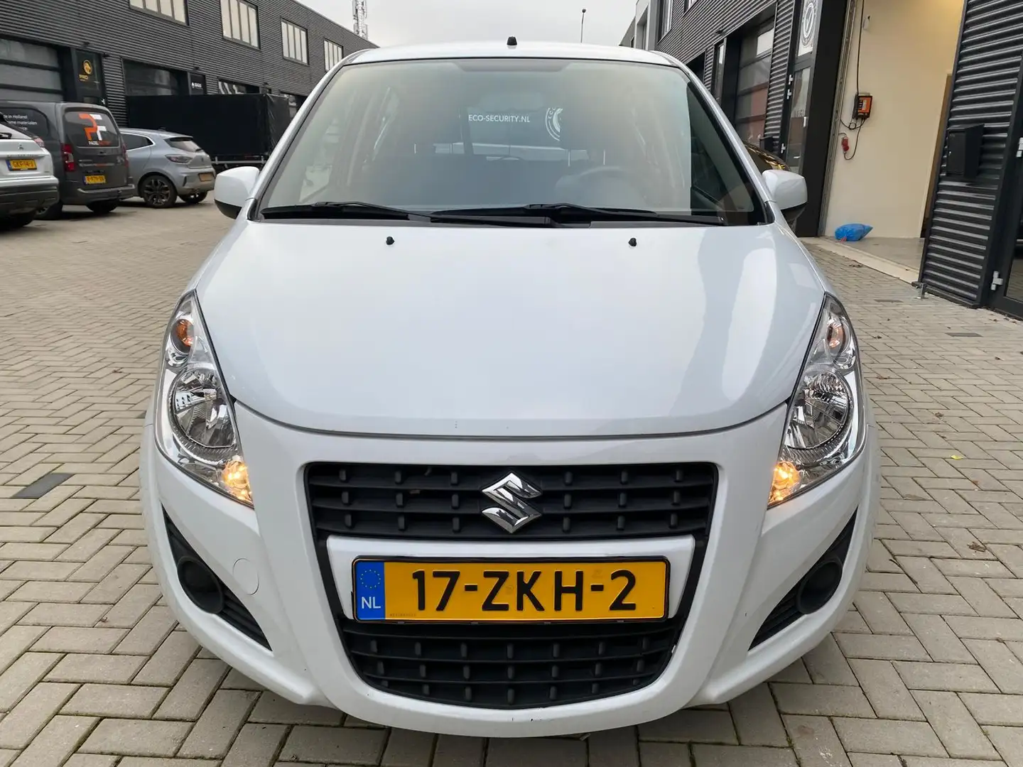 Suzuki Splash 1.2 Comfort Blanc - 2