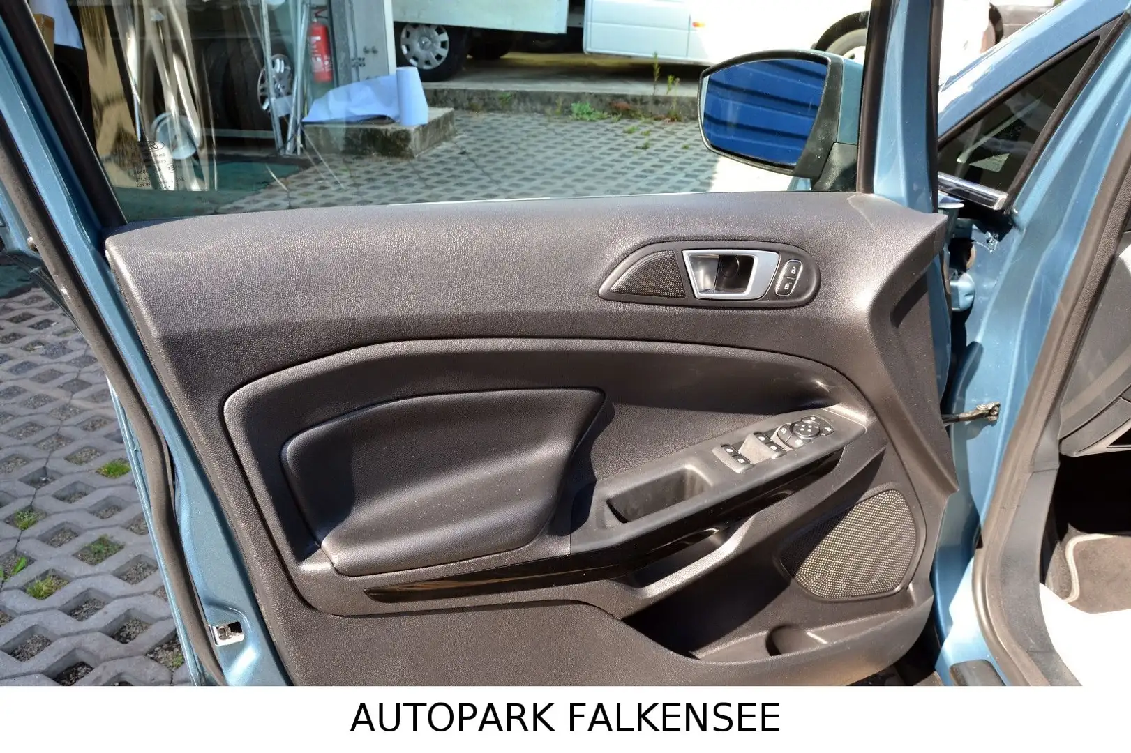 Ford EcoSport ECOSPORT TITATNIUM FACELIFT 1. HAND VOM RENTNER Blau - 2