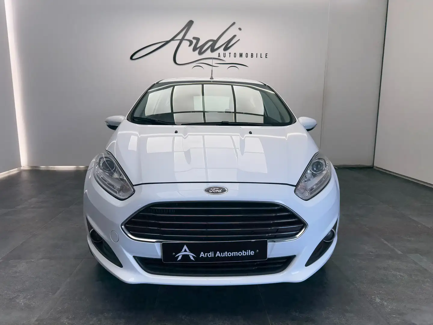 Ford Fiesta 1.0 EcoBoost*AIRCO*BLUETOOTH*GARANTIE 12 MOIS* Blanc - 2