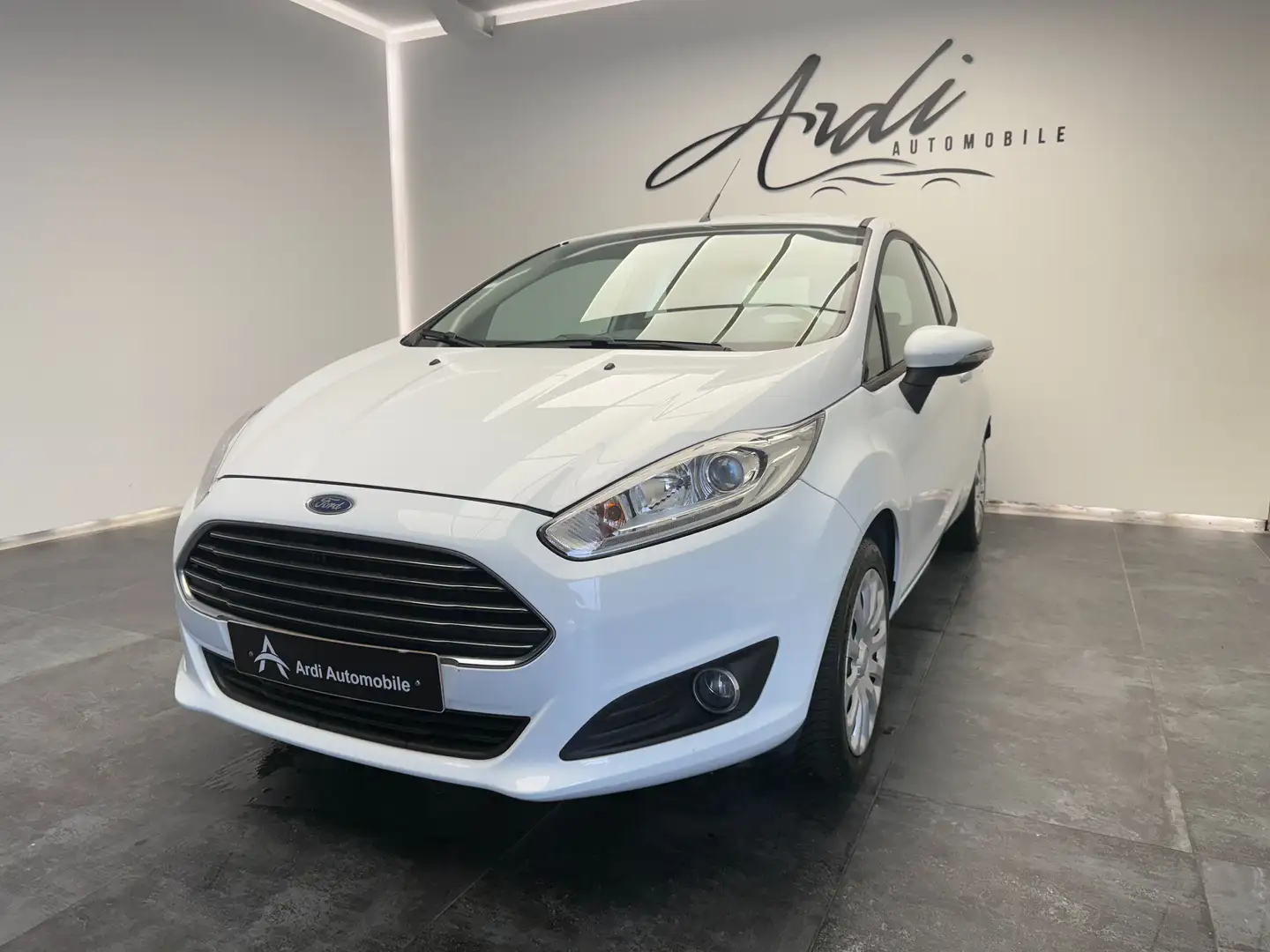 Ford Fiesta 1.0 EcoBoost*AIRCO*BLUETOOTH*GARANTIE 12 MOIS* Blanc - 1