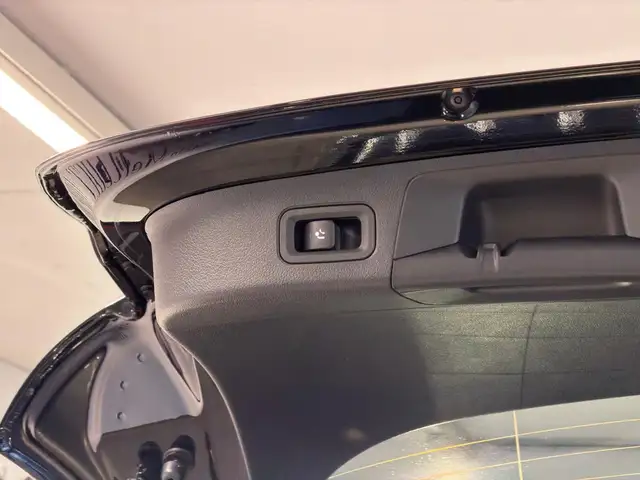 Mercedes-Benz GLA 200 d 4MATIC Österreich-Edition Ansicht 14