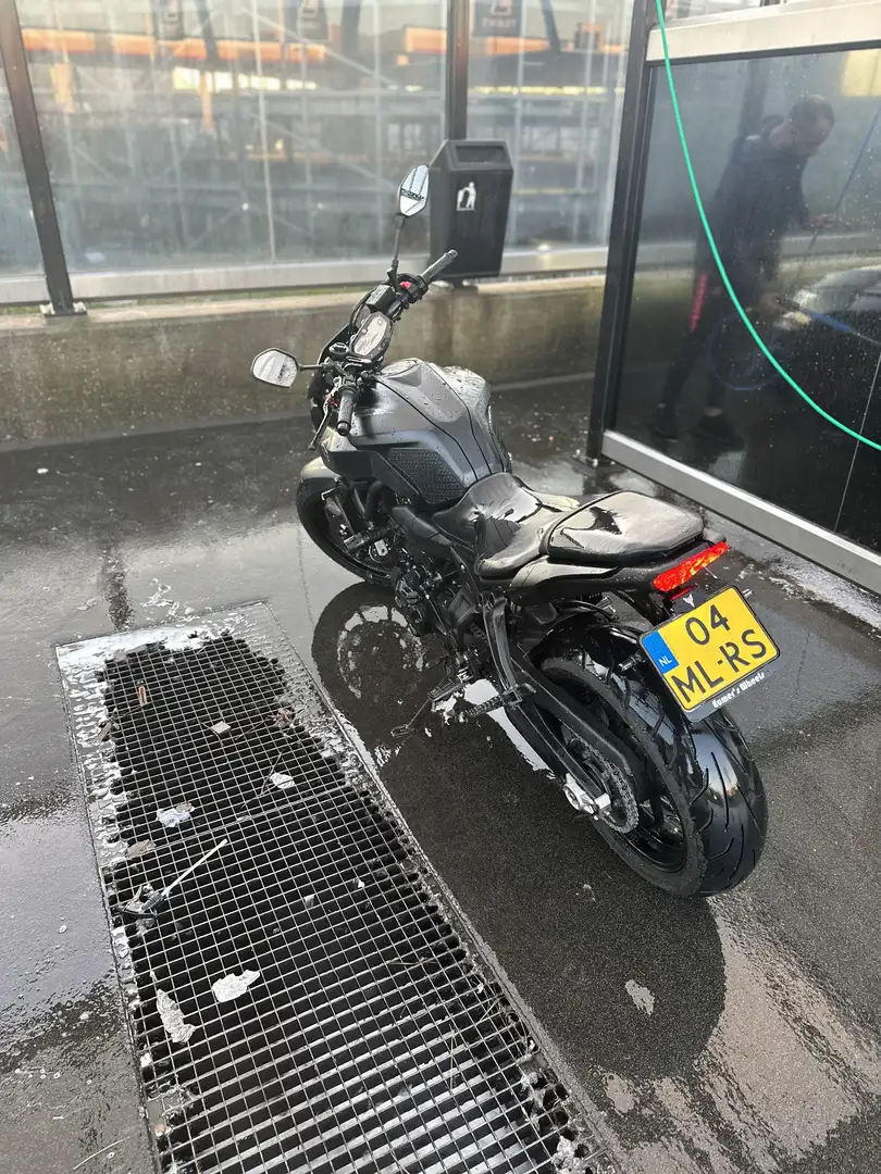 Yamaha MT-07 Zwart - 2