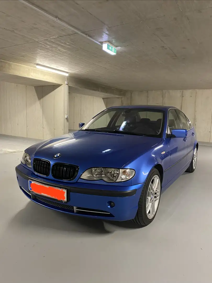 BMW 330 330i - 2