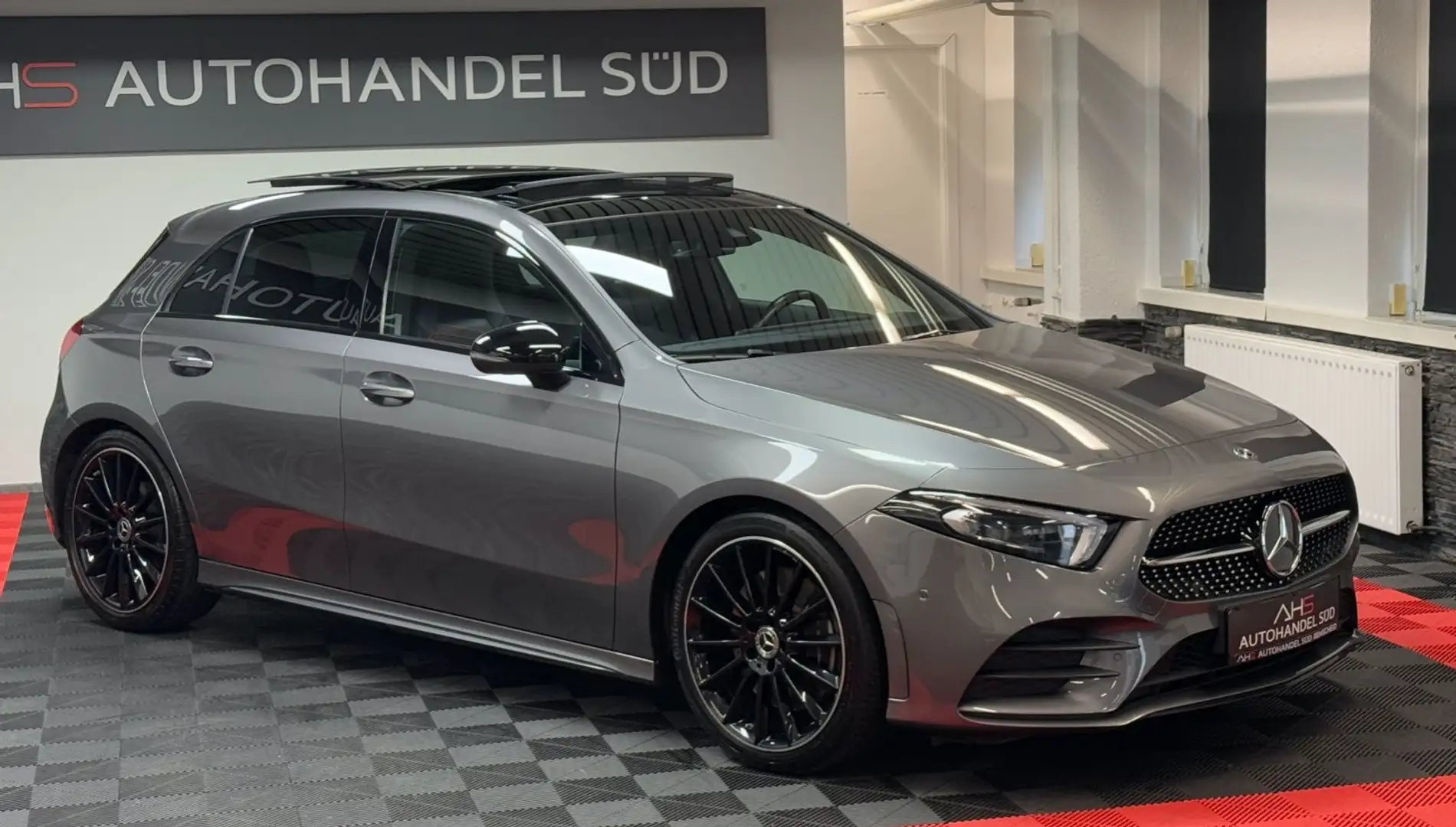 Mercedes-Benz A 250 4Matic  AMG-LINE*PANORAMA*LED*MBUX*AHK* Gris - 2