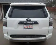 Toyota 4-Runner снимка Toyota 4-Runner