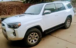 Toyota 4-Runner снимка Toyota 4-Runner