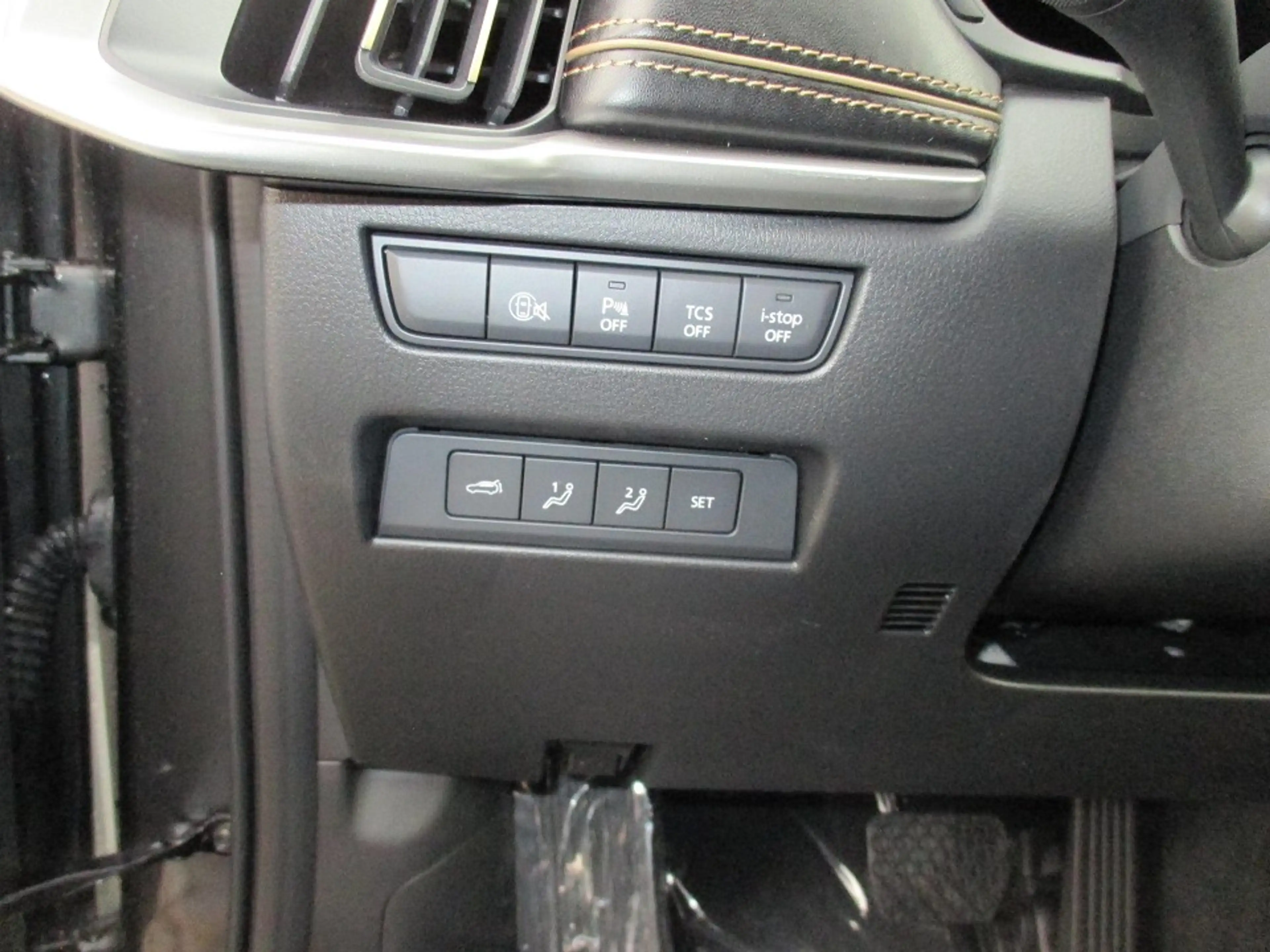 Mazda CX-80 3.3L e-SKYACTIV D 254 8AT AWD Homura Plus — photo 11