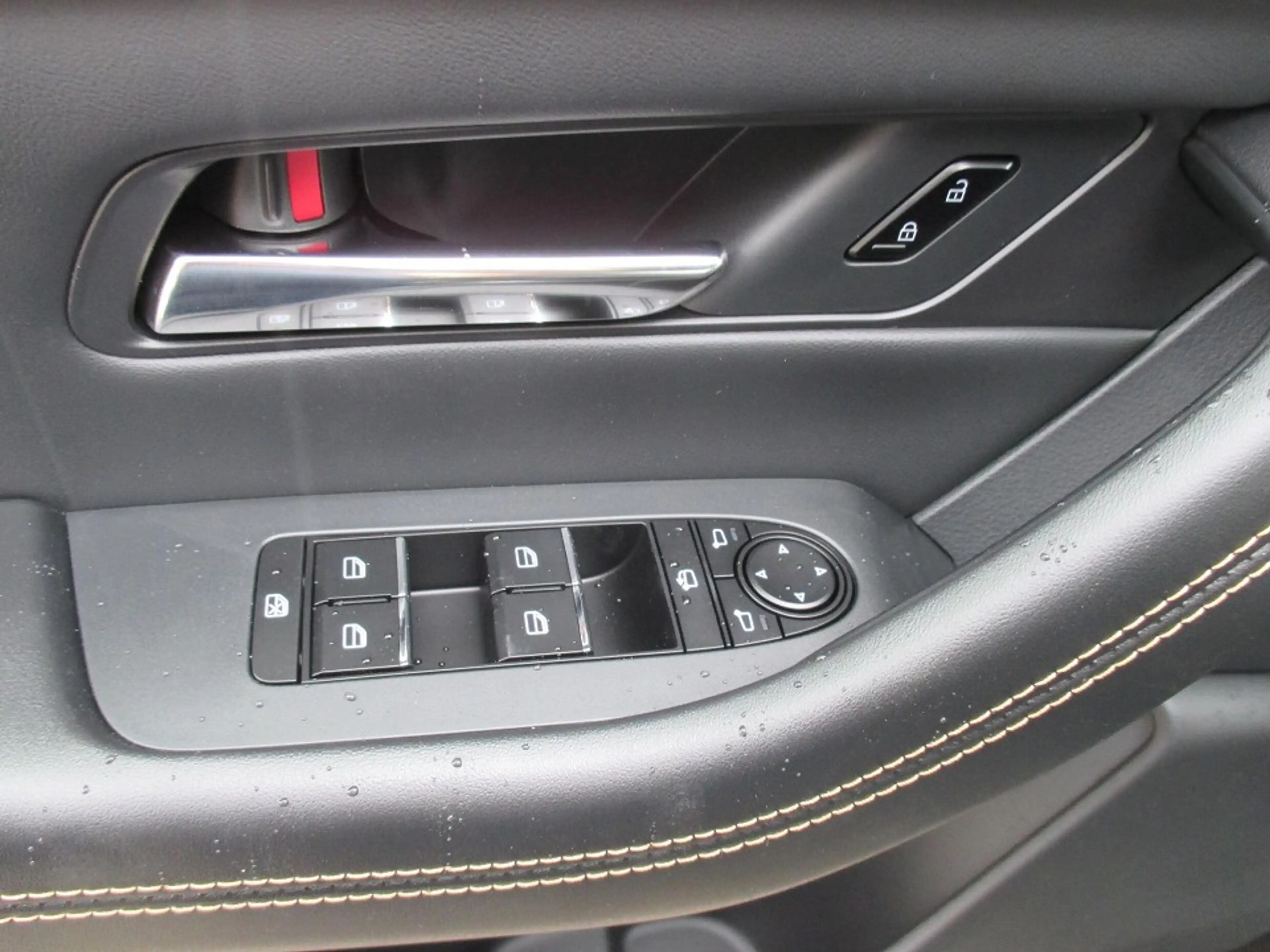 Mazda CX-80 3.3L e-SKYACTIV D 254 8AT AWD Homura Plus — photo 12