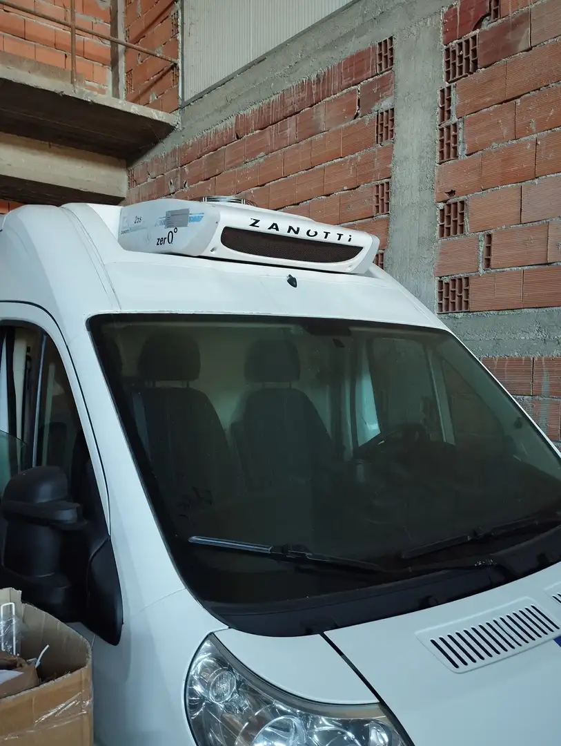 Fiat DUCATO 2.3 D MULTIJET 150 Weiß - 2