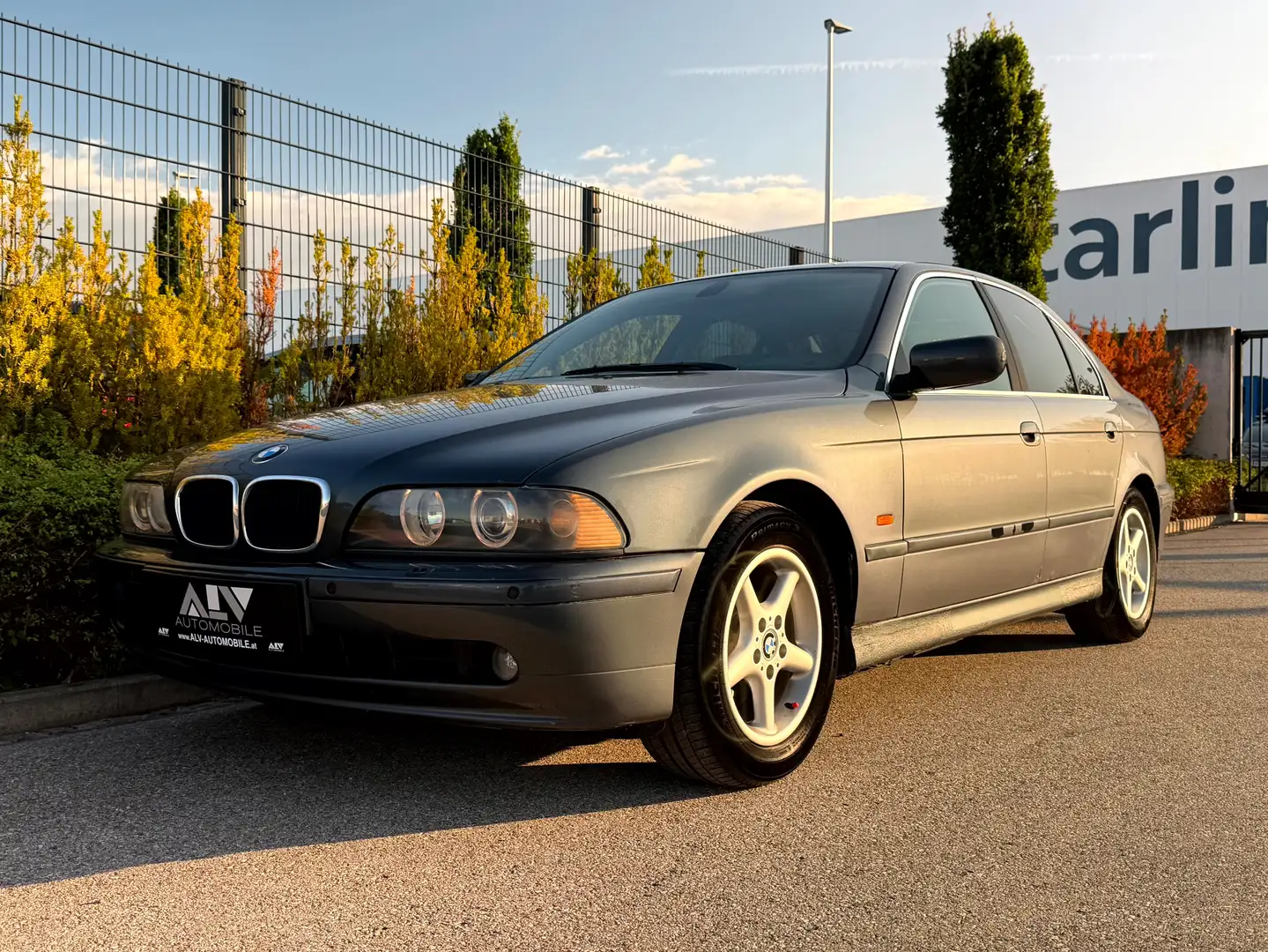 BMW 530 d E39 Limousine 2.Besitz! Grau - 1
