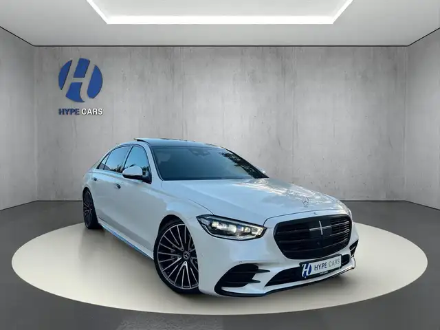 Mercedes-Benz S-Class view 3