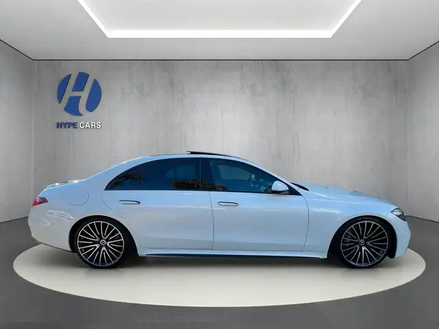 Mercedes-Benz S-Class view 7