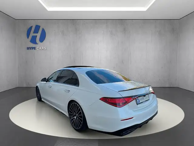 Mercedes-Benz S-Class view 5