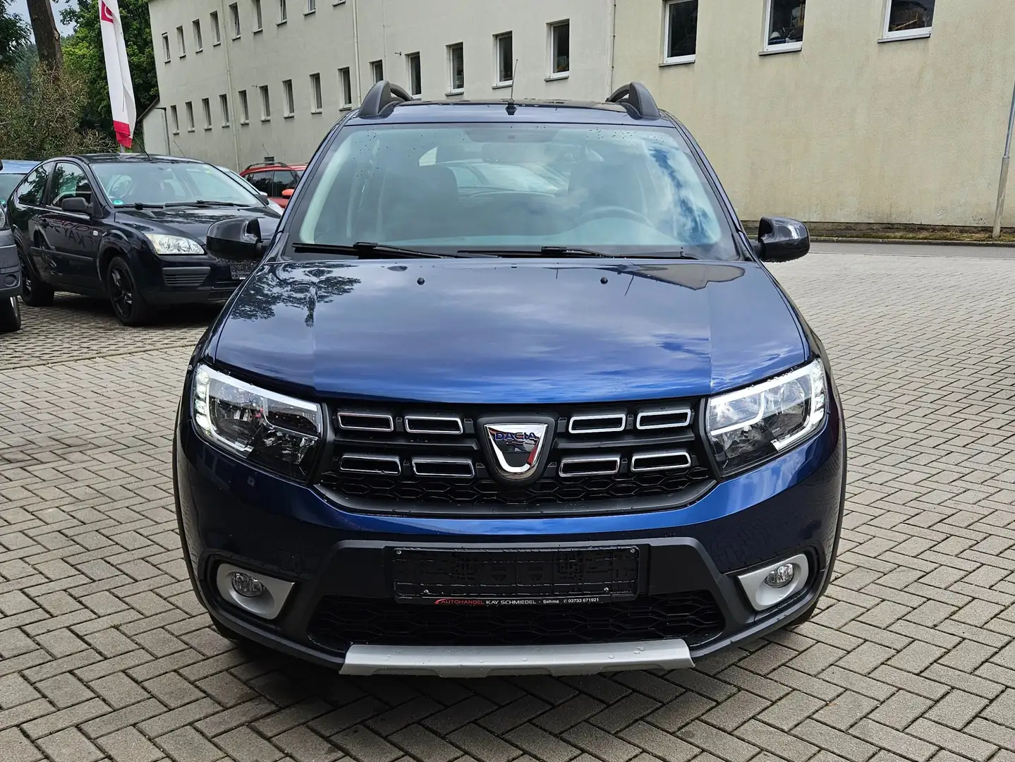 Dacia Sandero Stepway Celebration Blau - 1