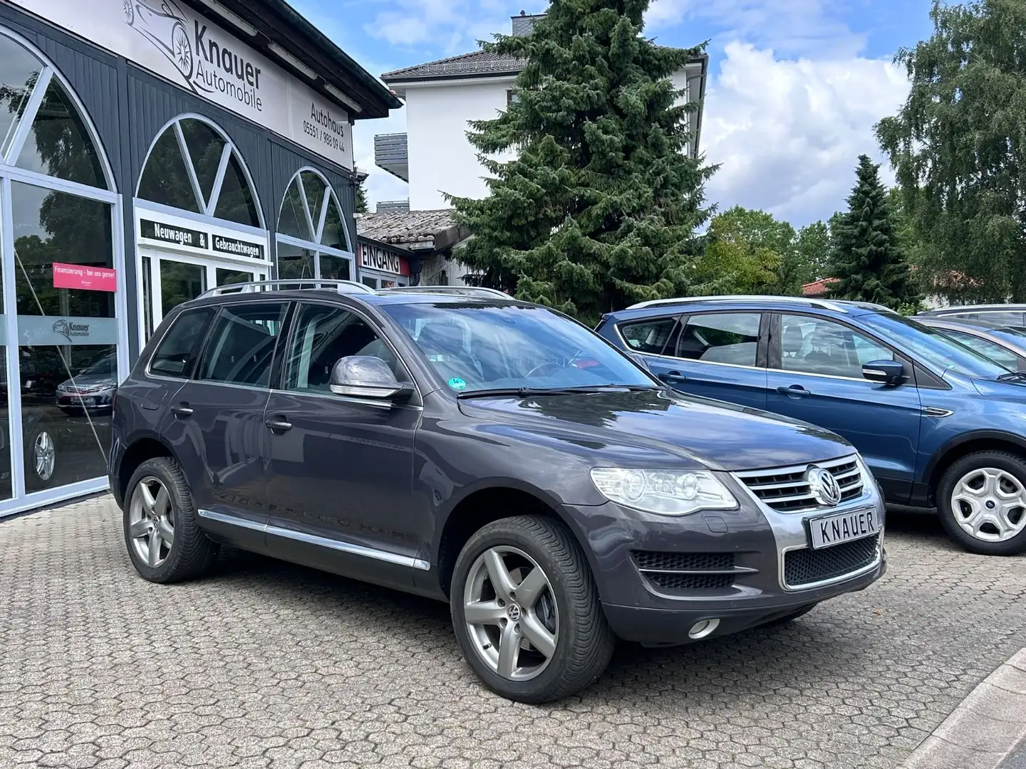 Volkswagen Touareg V6 TDI*Leder*Standheiz*ESSD*AHK* Grau - 1