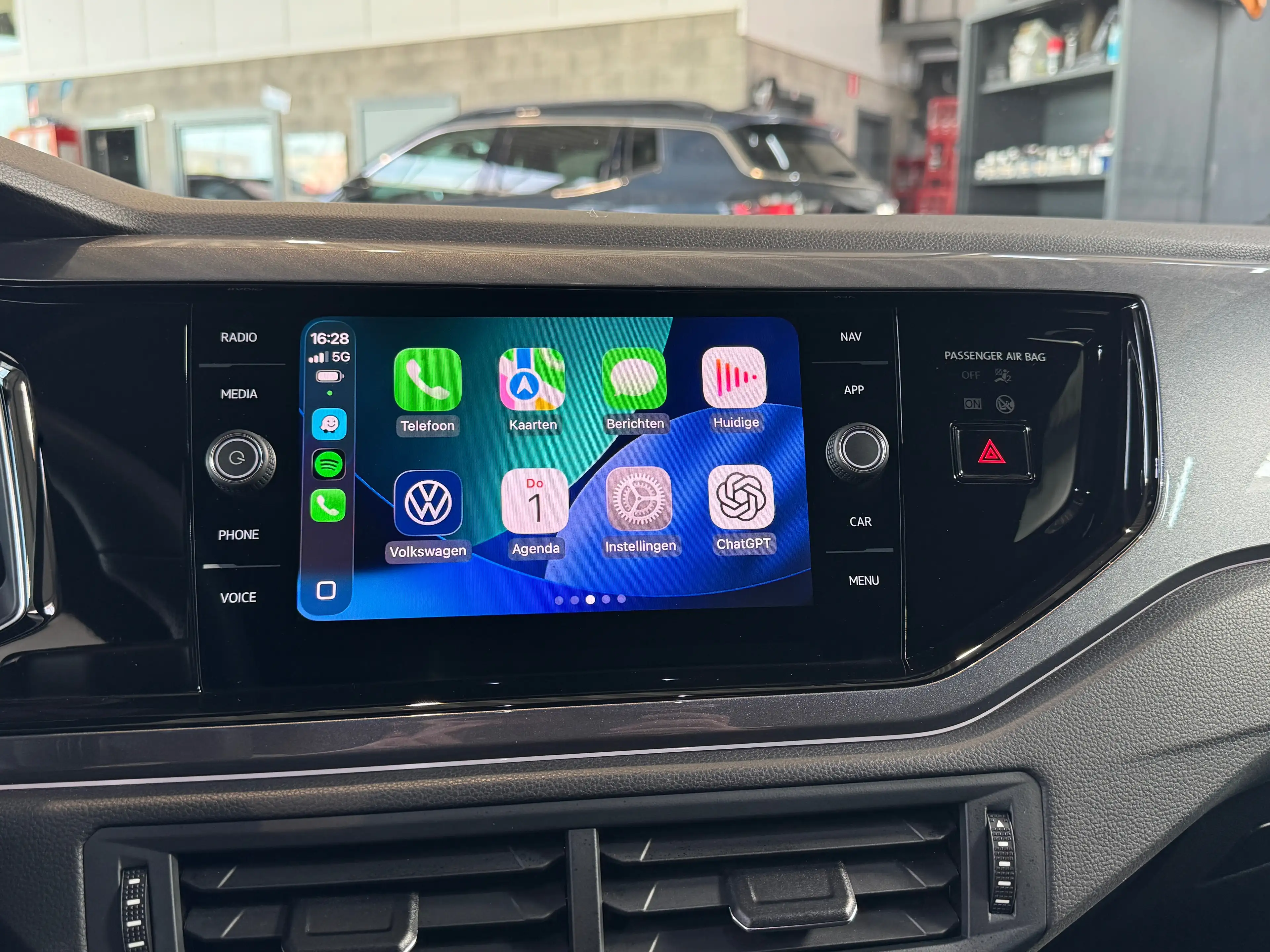 Volkswagen Polo GTI GTI 2.0 TSI DSG — photo 12