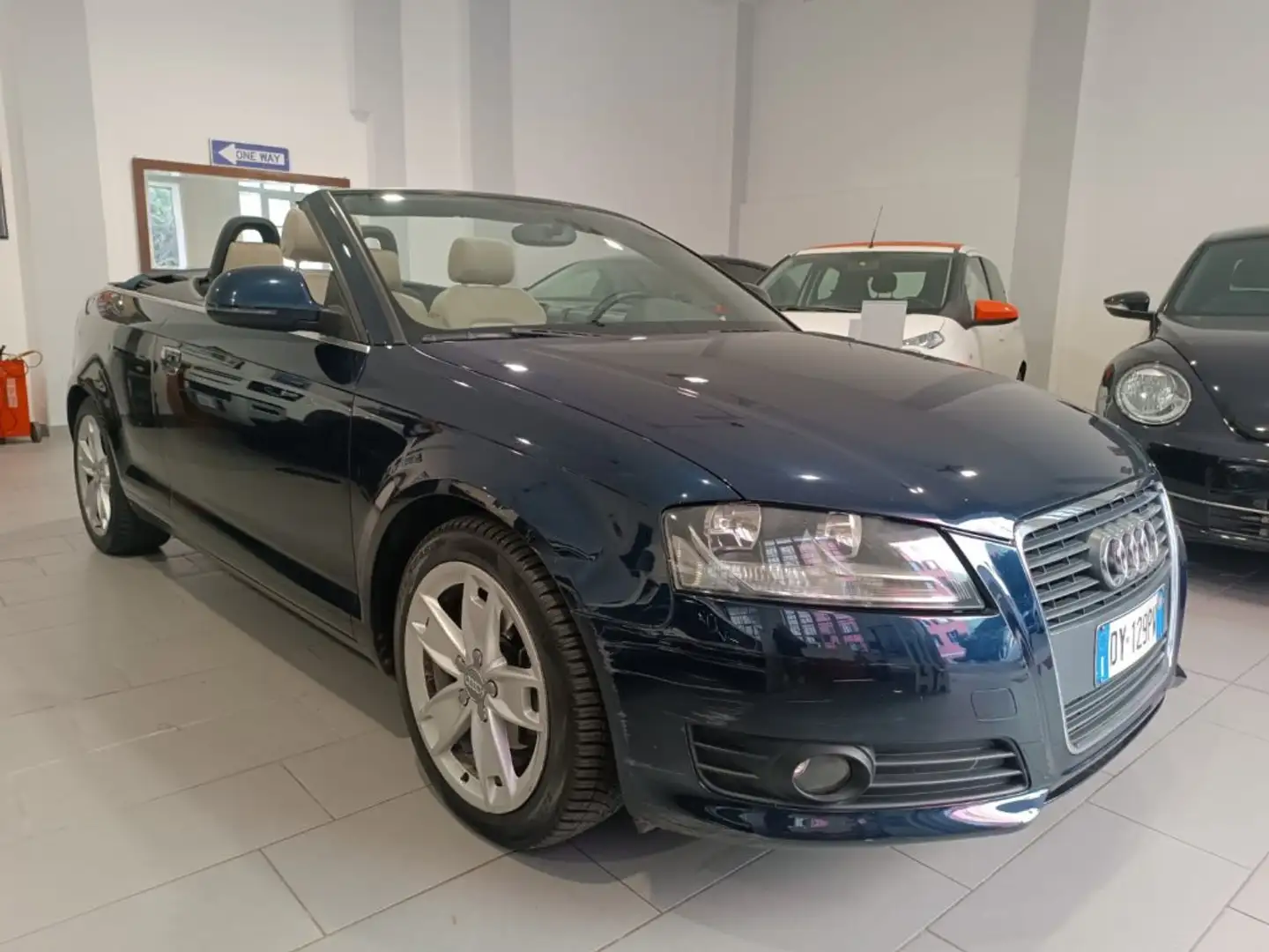 Audi A3 Cabrio 2.0 TDI F.AP. distribuzione NUOVA Blu/Azzurro - 1