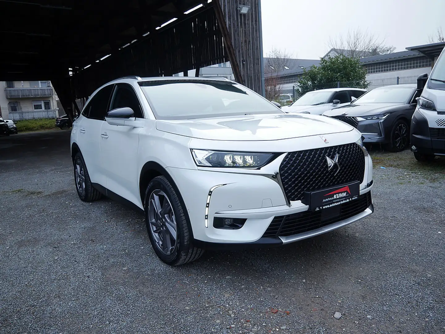 DS Automobiles DS 7 Crossback E-Tense Rivoli 4x4 LED PANO Weiß - 2