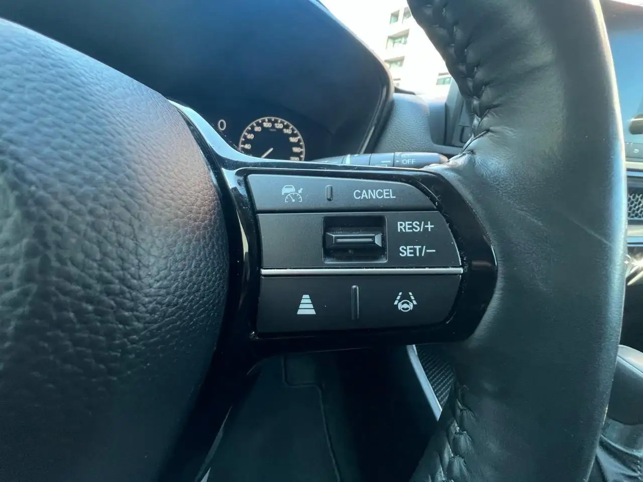 Honda CR-V снимка Honda CR-V