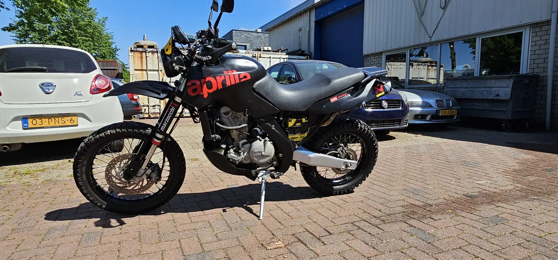 Aprilia Pegaso 650 custom project Zwart - 2