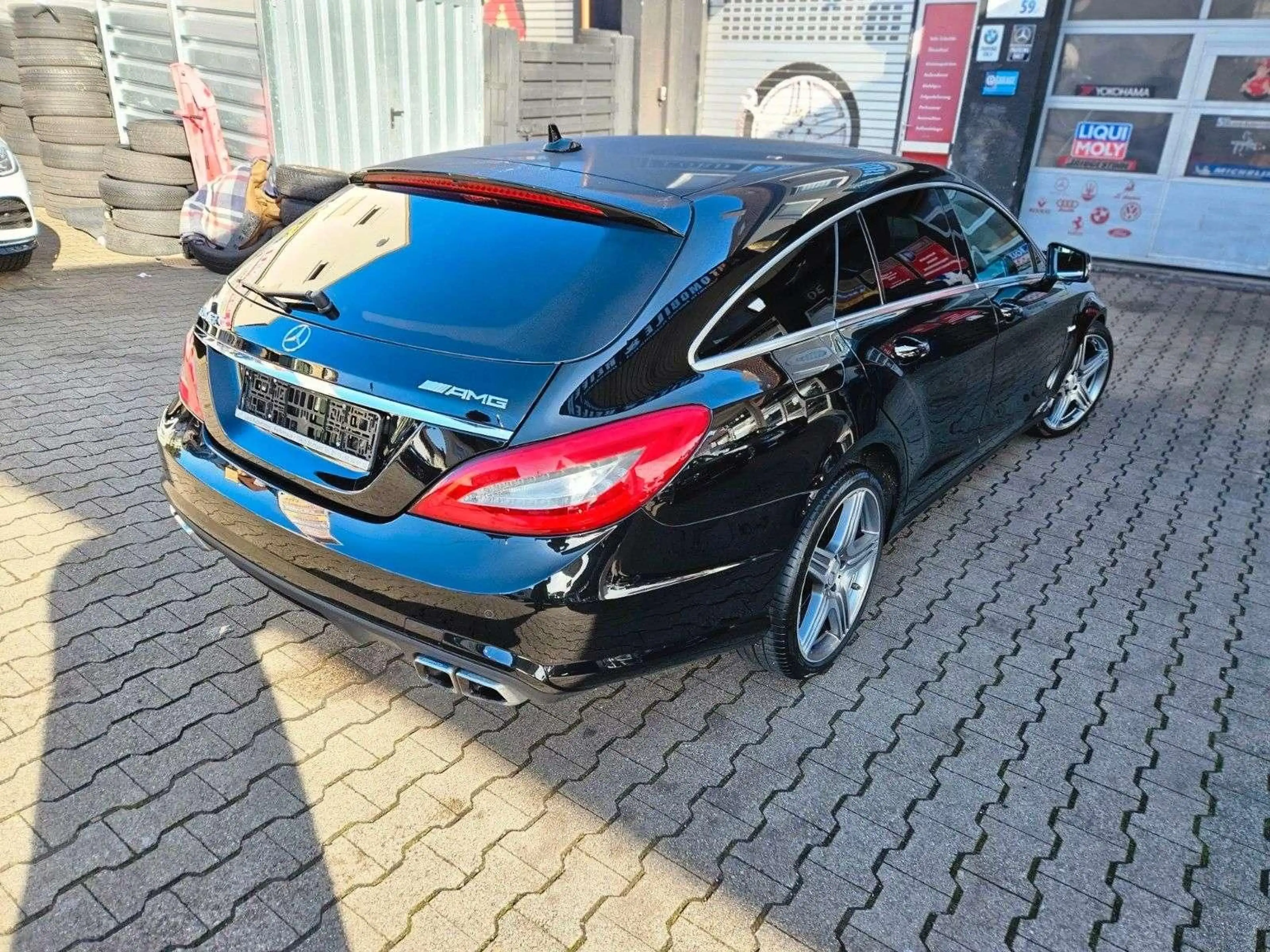 Mercedes-Benz CLS 63 AMG CLS 63 AMG -Shooting Brake-Voll-Massage — photo 5