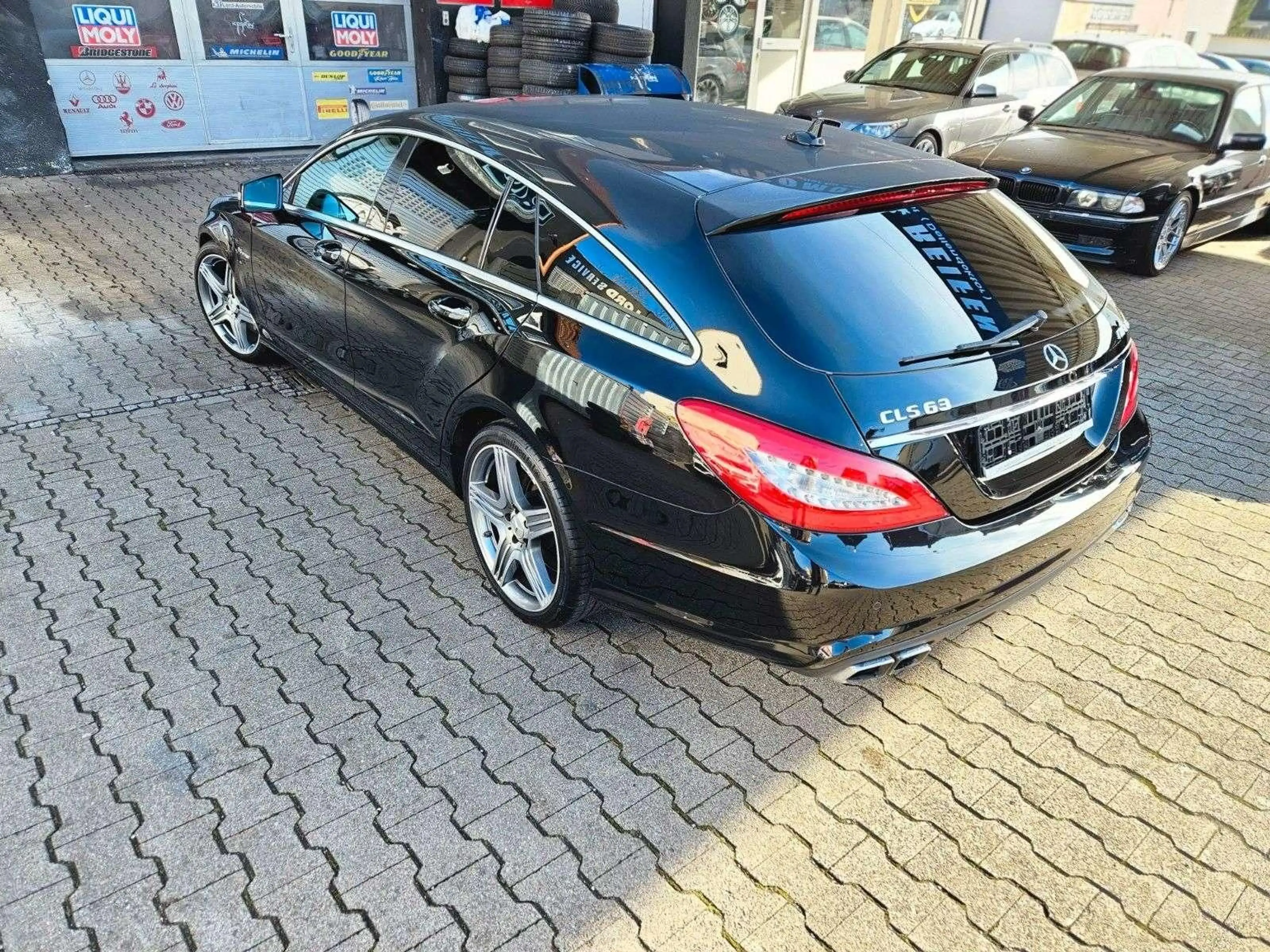 Mercedes-Benz CLS 63 AMG CLS 63 AMG -Shooting Brake-Voll-Massage — photo 4