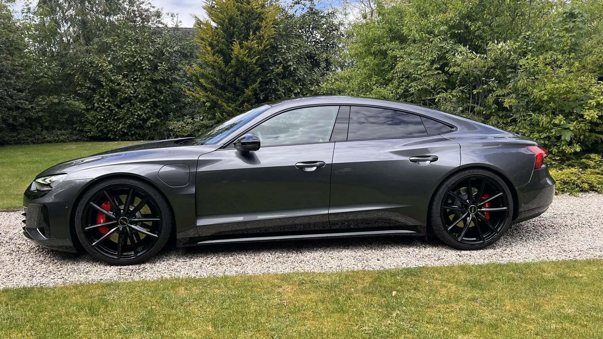 Audi e-tron GT e-tron GT wolfraamcarbide, vierwielst, luchtvering Gri - 1