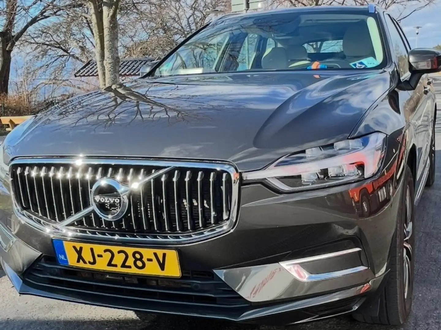 Volvo XC60 XC60 2.0 T5 Inscript. Grijs - 2