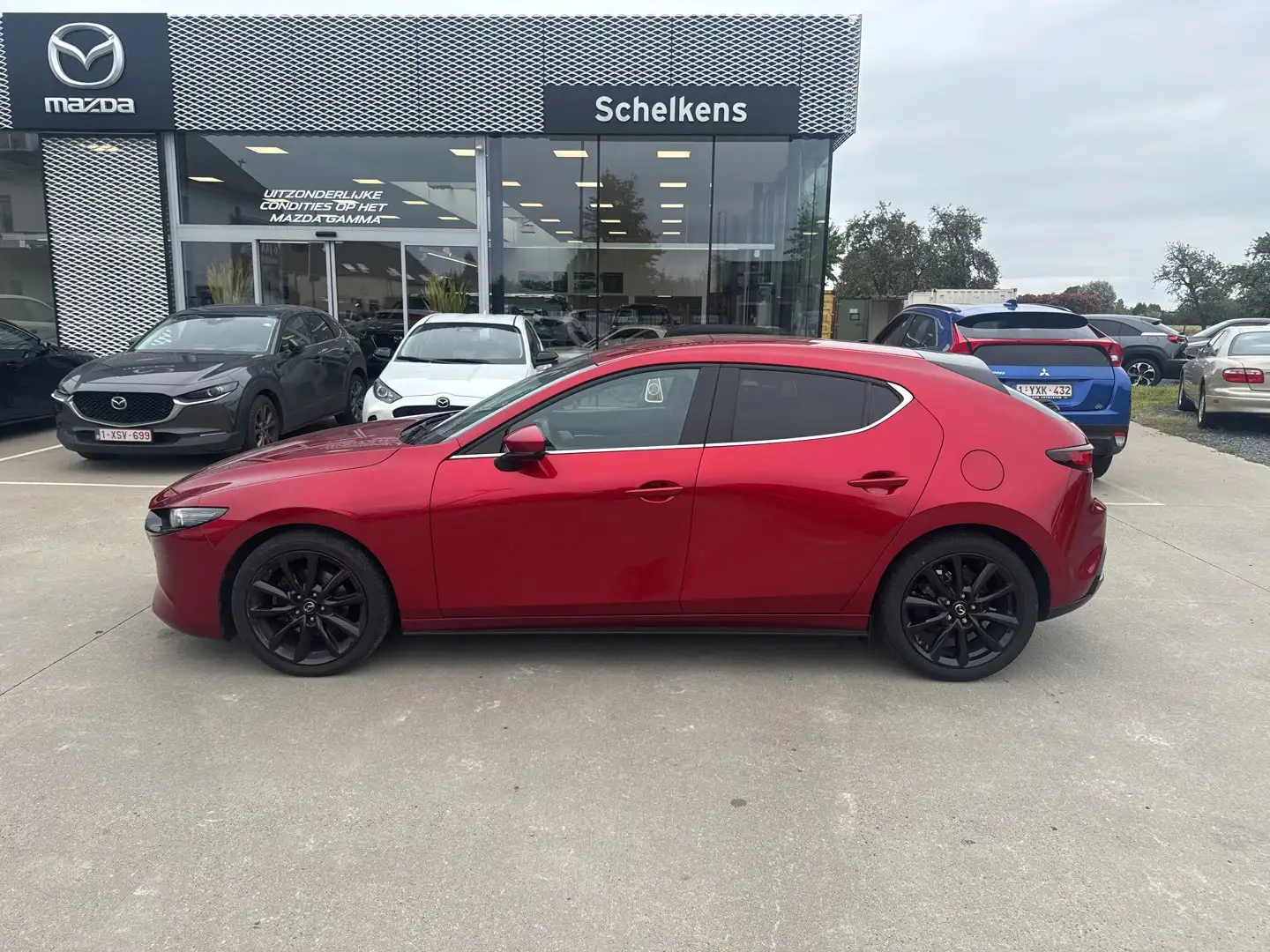 Mazda 3 SKYACTIV-X M Hybrid SkyCruise AWD AUT Rood - 2