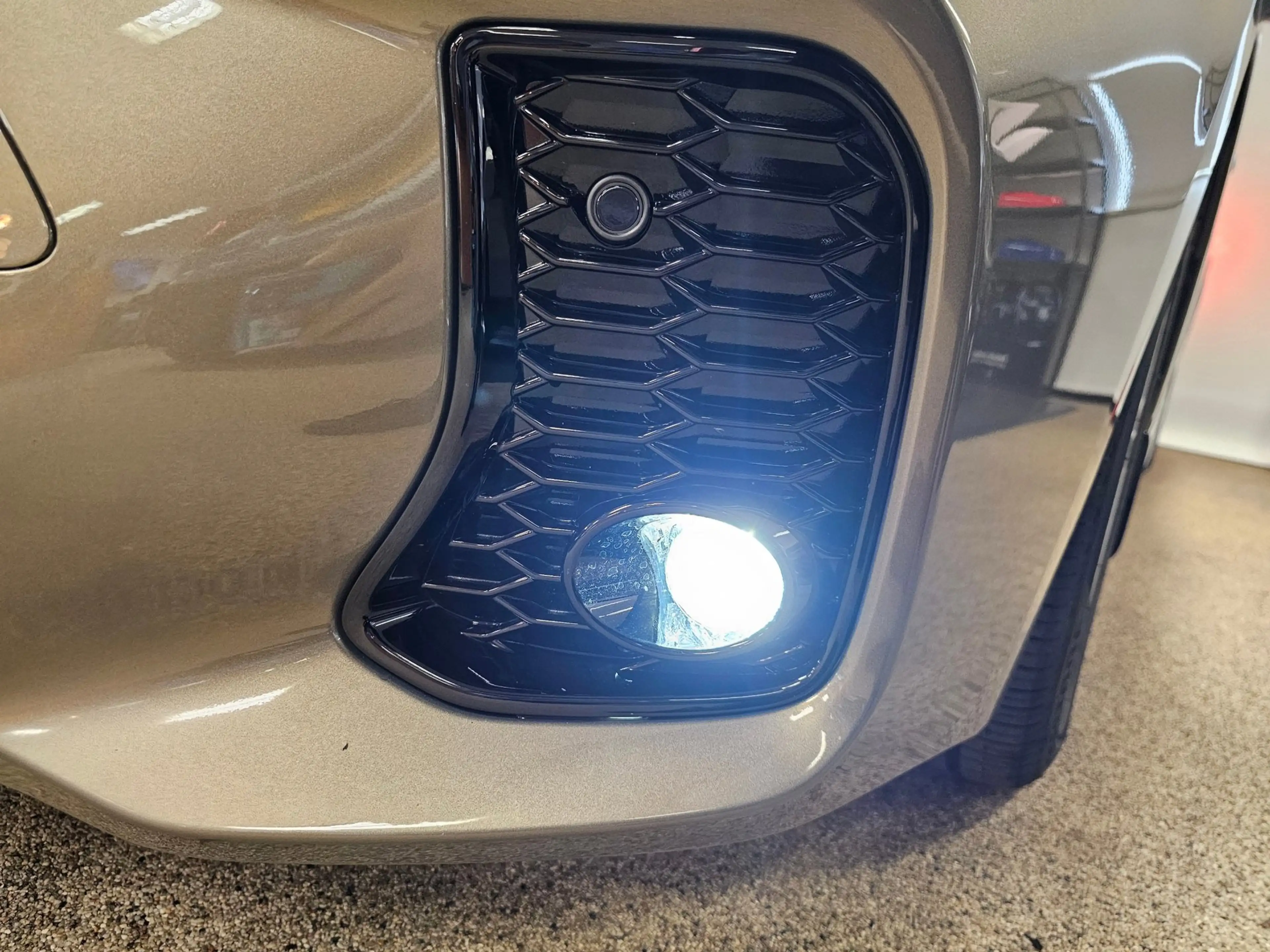 Suzuki Swace 1.8 Hybrid Style e-CVT AUTOMAAT — photo 10