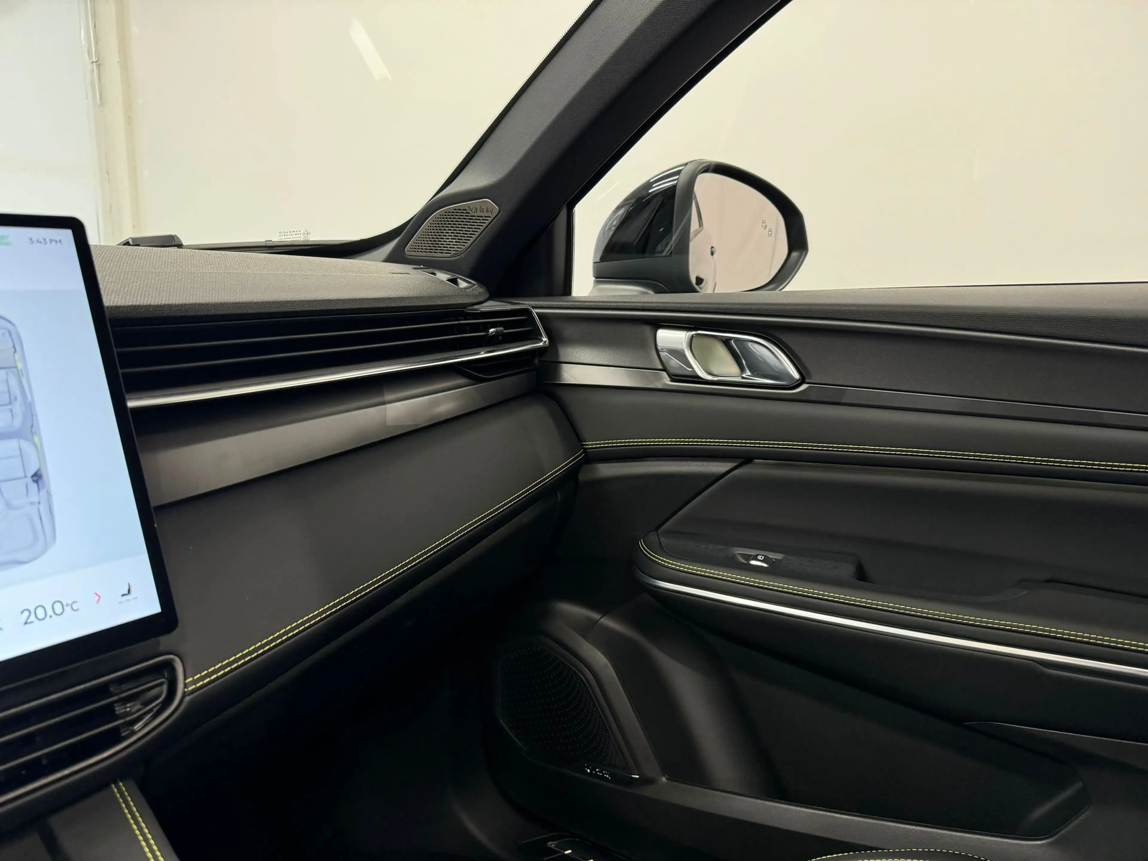 Lynk & Co 01 1.5 More | 360 Camera | Panormadak | Apple Carplay — photo 40