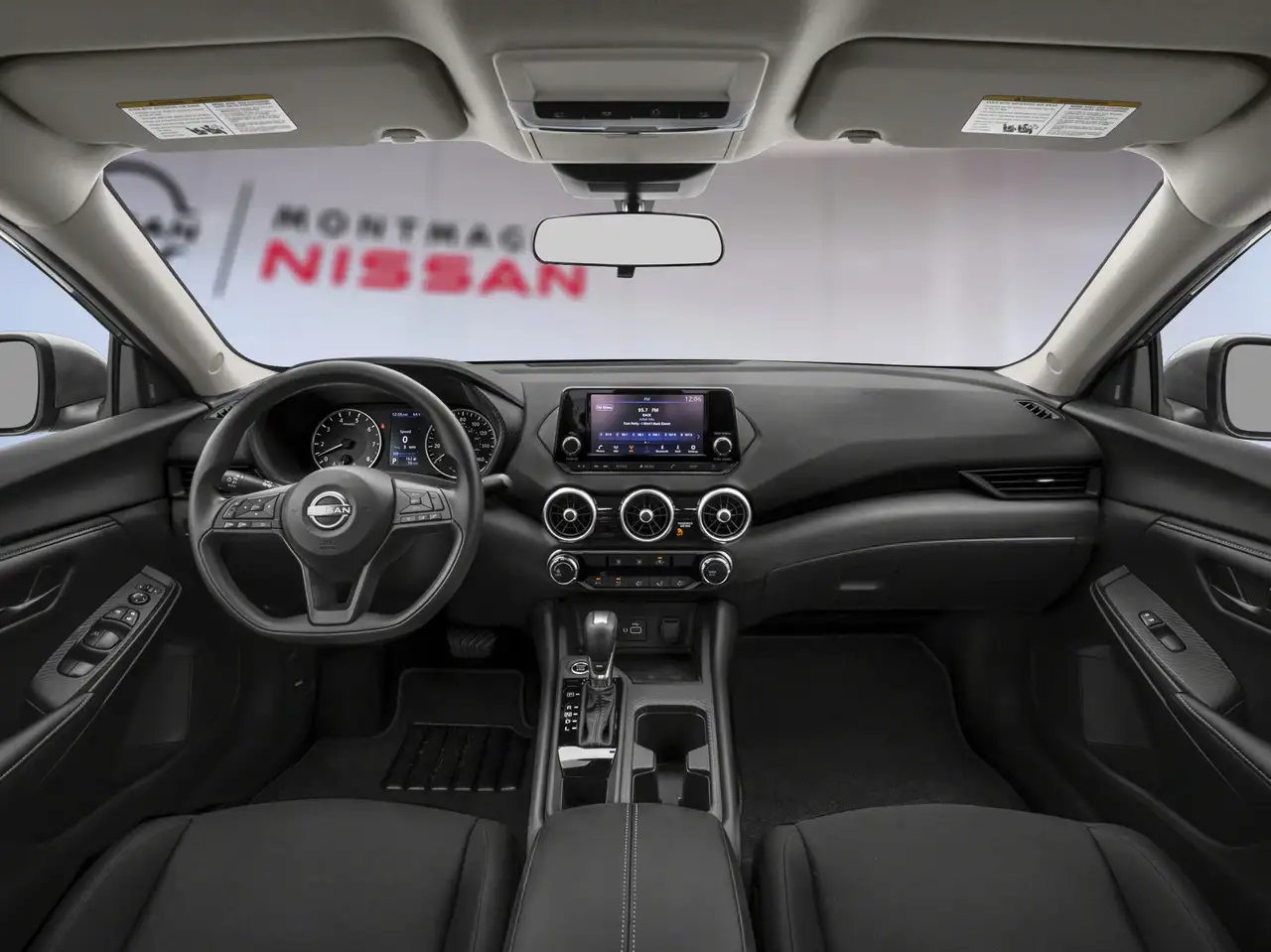 Nissan Sentra снимка Nissan Sentra