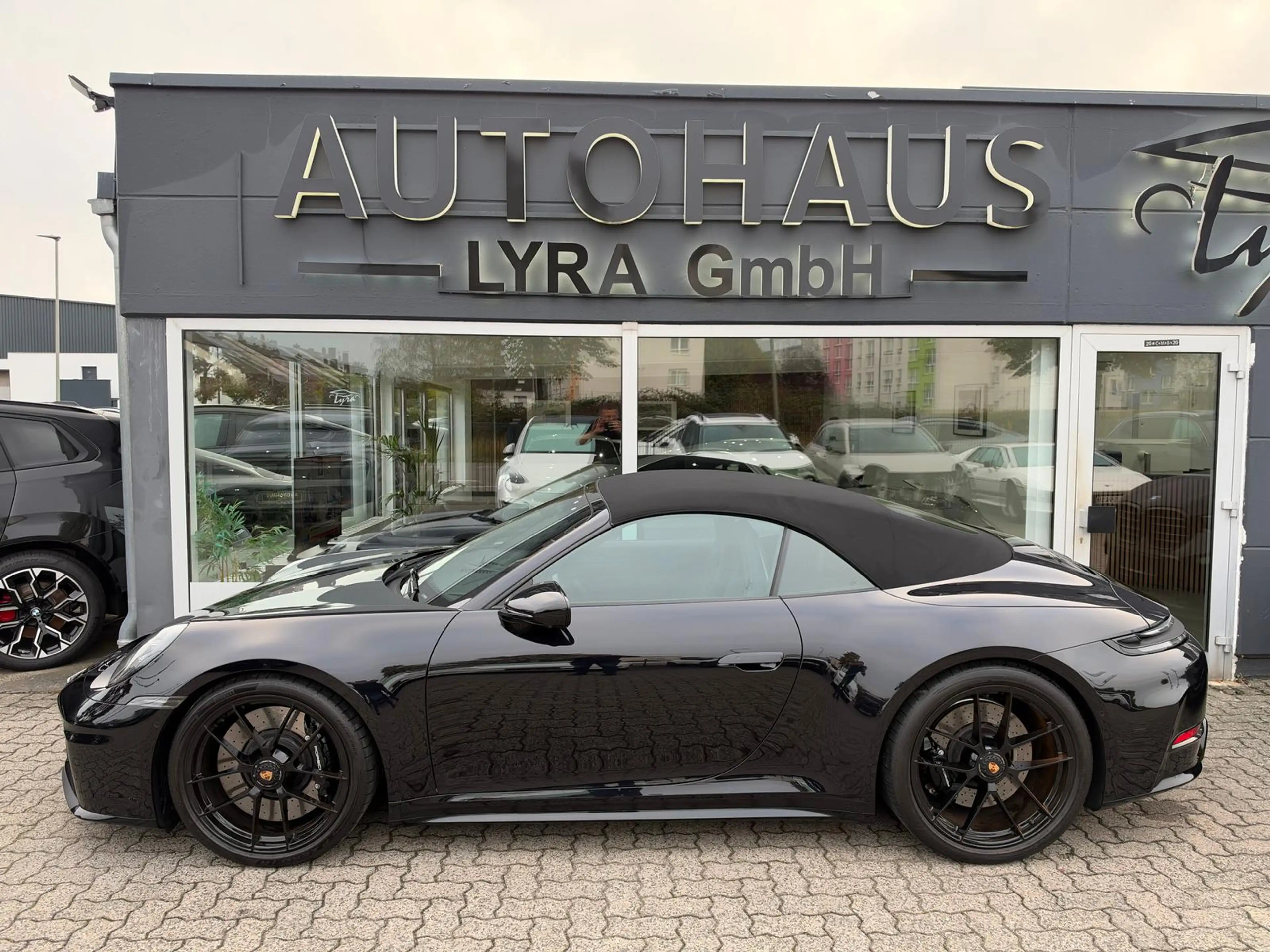 Porsche 992 .2 4 GTS Cabrio*HD-MATRIX*360°KAM*BOSE*LIFT* — photo 3
