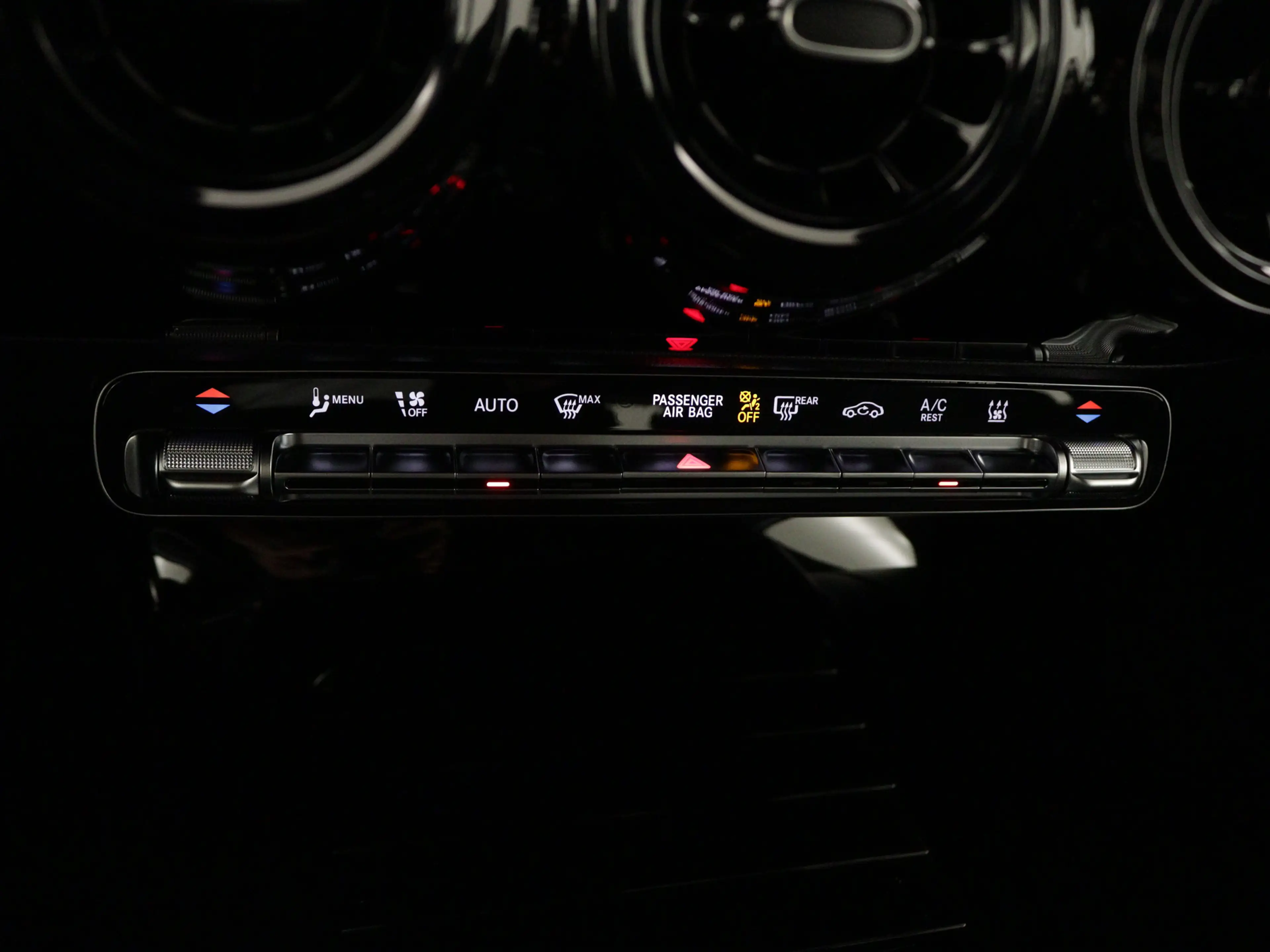 Mercedes-Benz A 250 e Star Edition LIMITED | Dodehoekassistent | Parke — photo 9