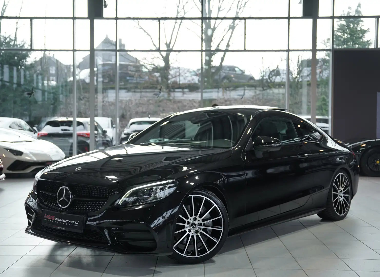 Mercedes-Benz C 300 d Coupé AMG Line *19Zoll *Pano *Burmester* Noir - 1