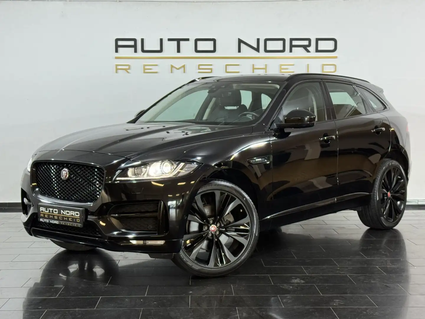 Jaguar F-Pace F-PACE R-Sport AWD*360°*22´´*Black*Meridian* Schwarz - 1